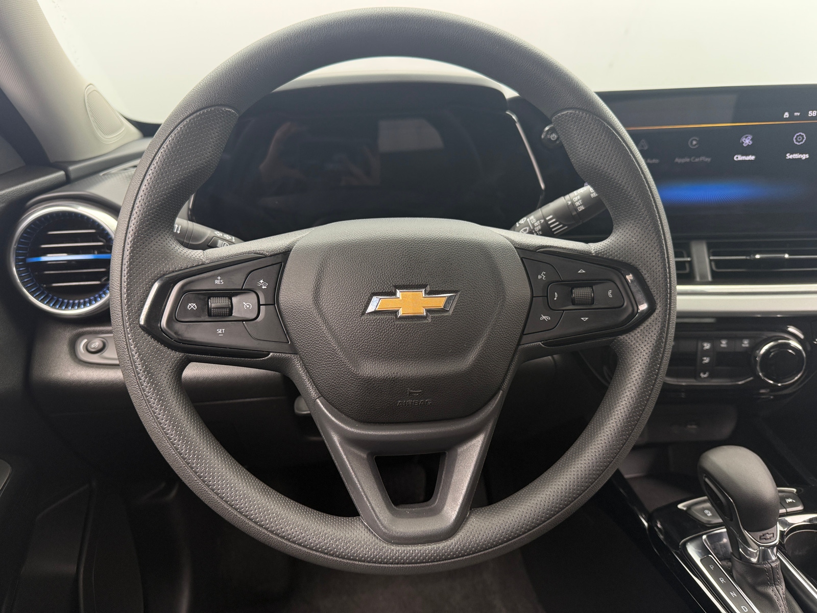 Thumbnail: 2025 Chevrolet Trax - 5