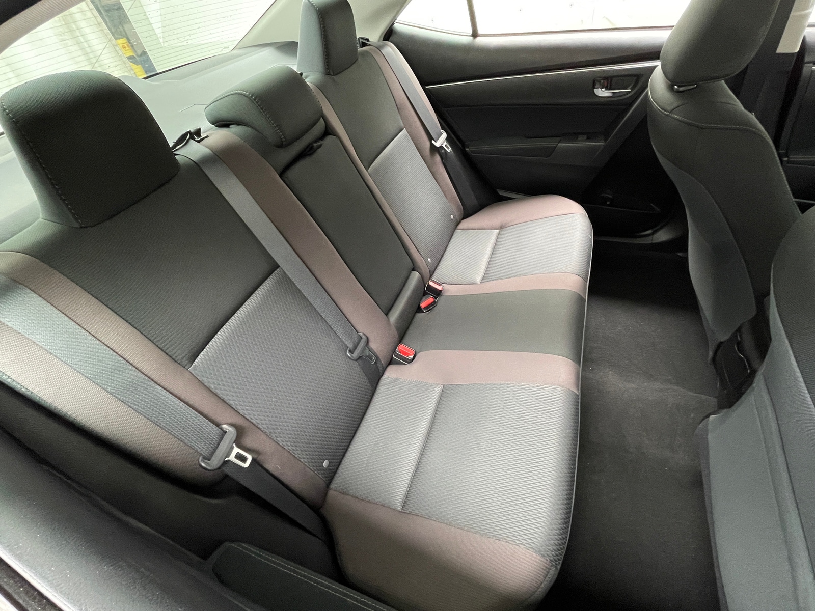 Thumbnail: 2017 Toyota Corolla - 6