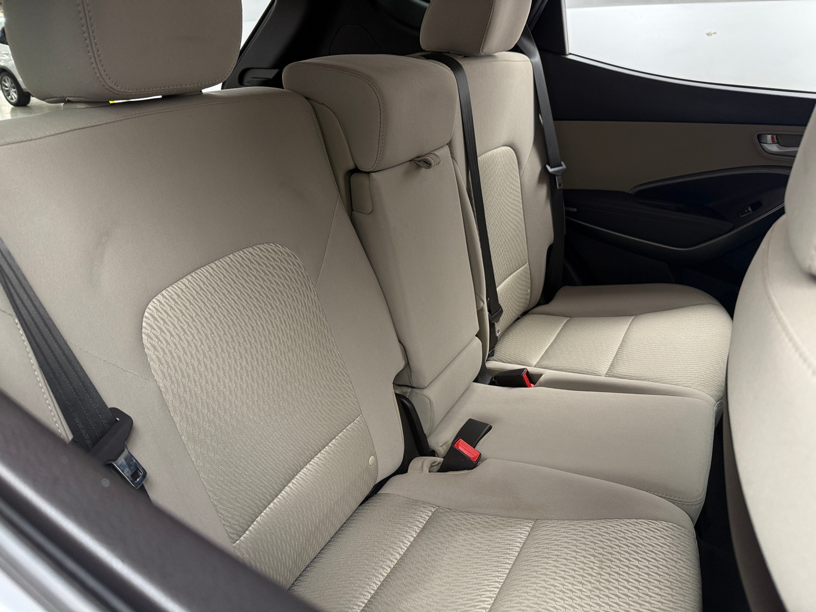 Thumbnail: 2017 Hyundai Santa Fe - 6