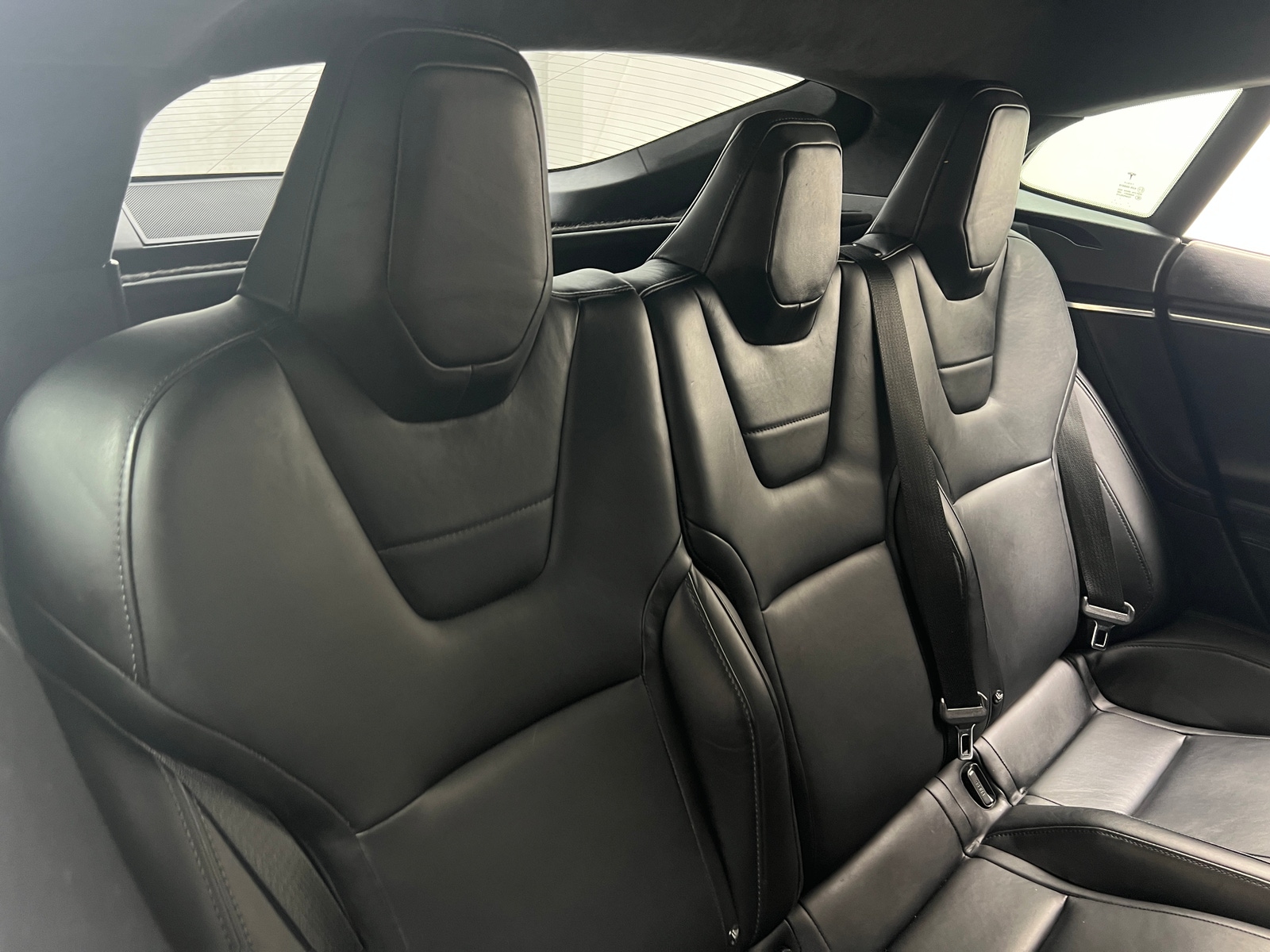 Thumbnail: 2014 Tesla Model S - 5