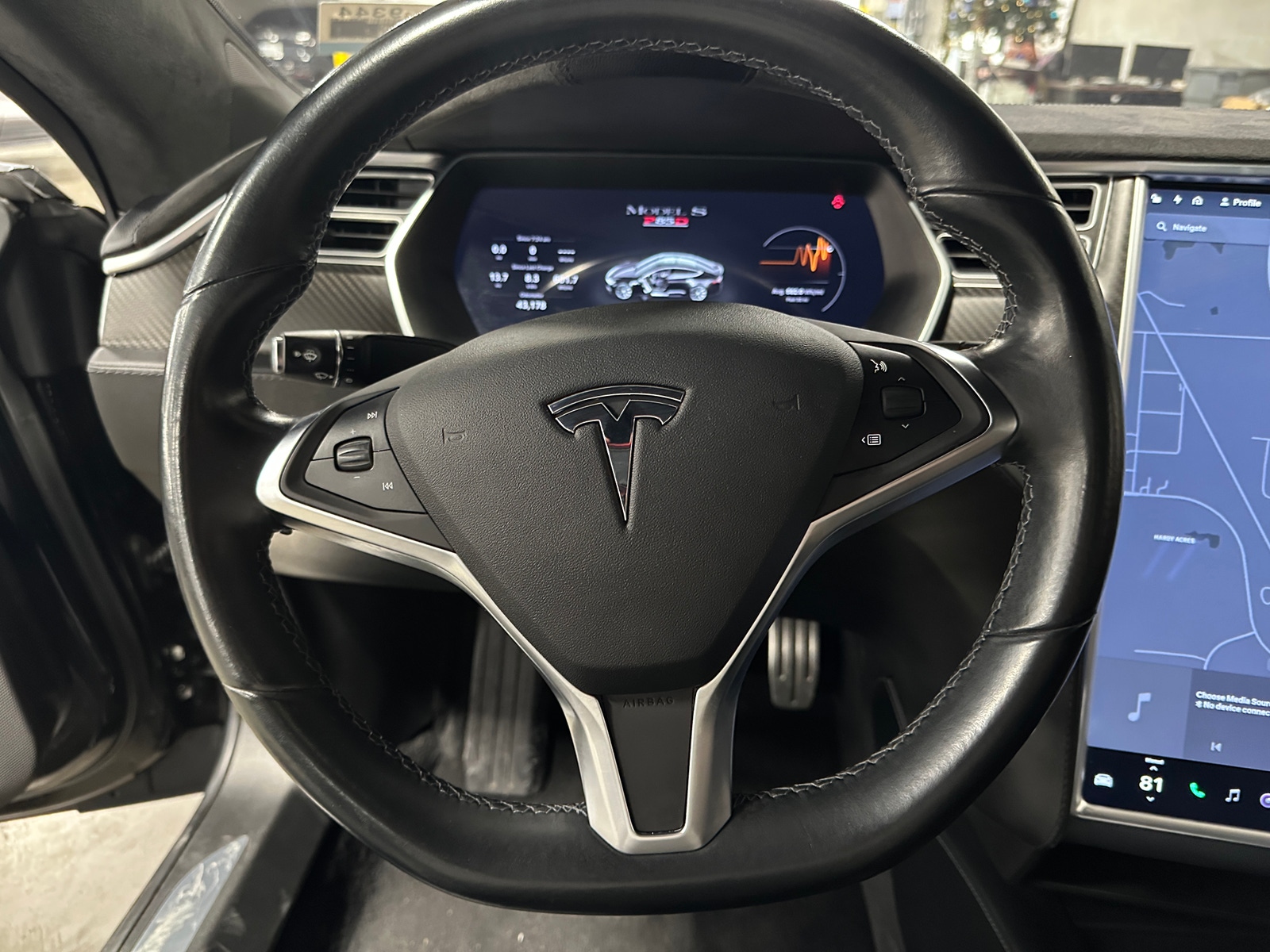 Thumbnail: 2014 Tesla Model S - 4