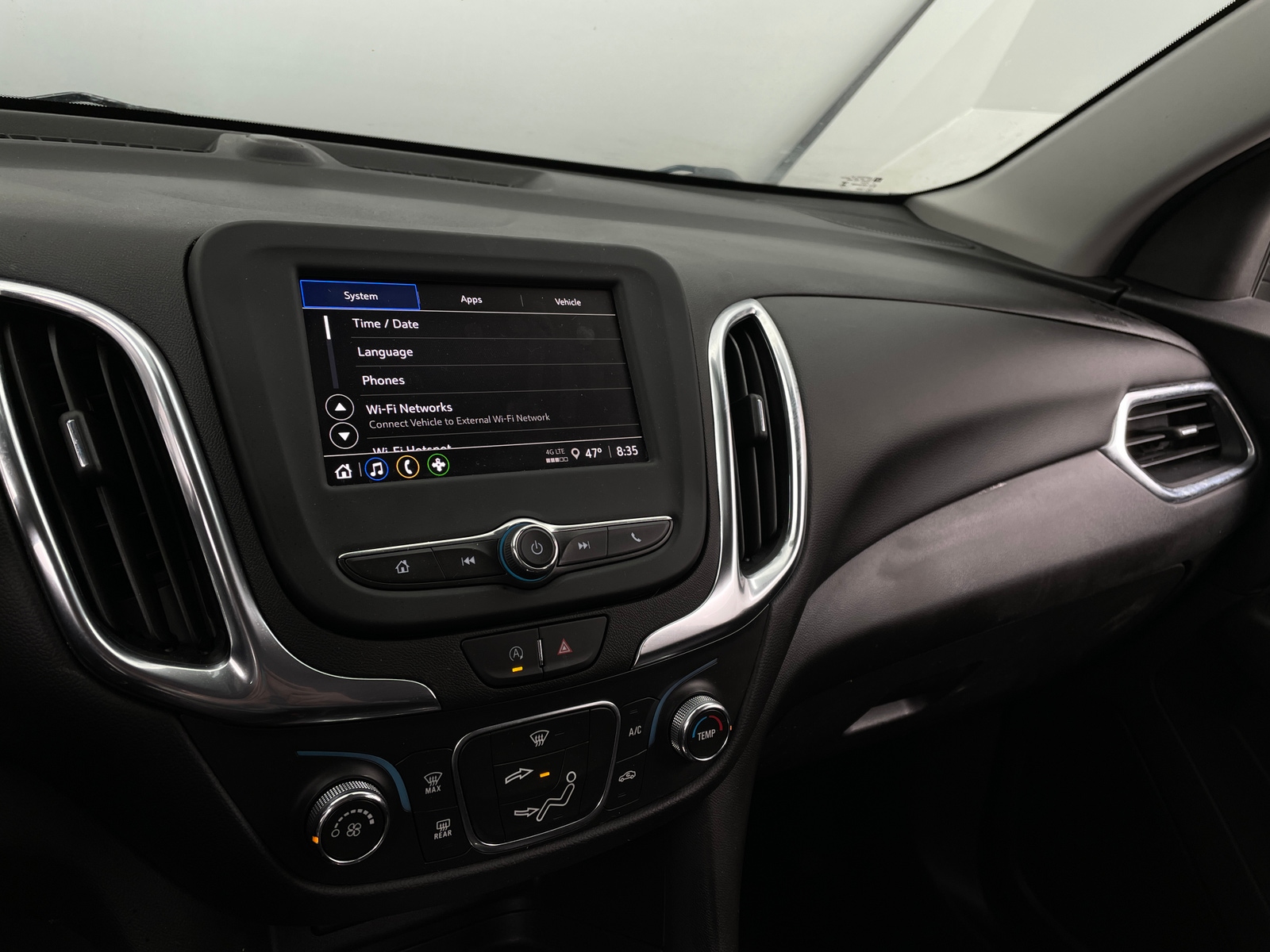 Thumbnail: 2023 Chevrolet Equinox - 4