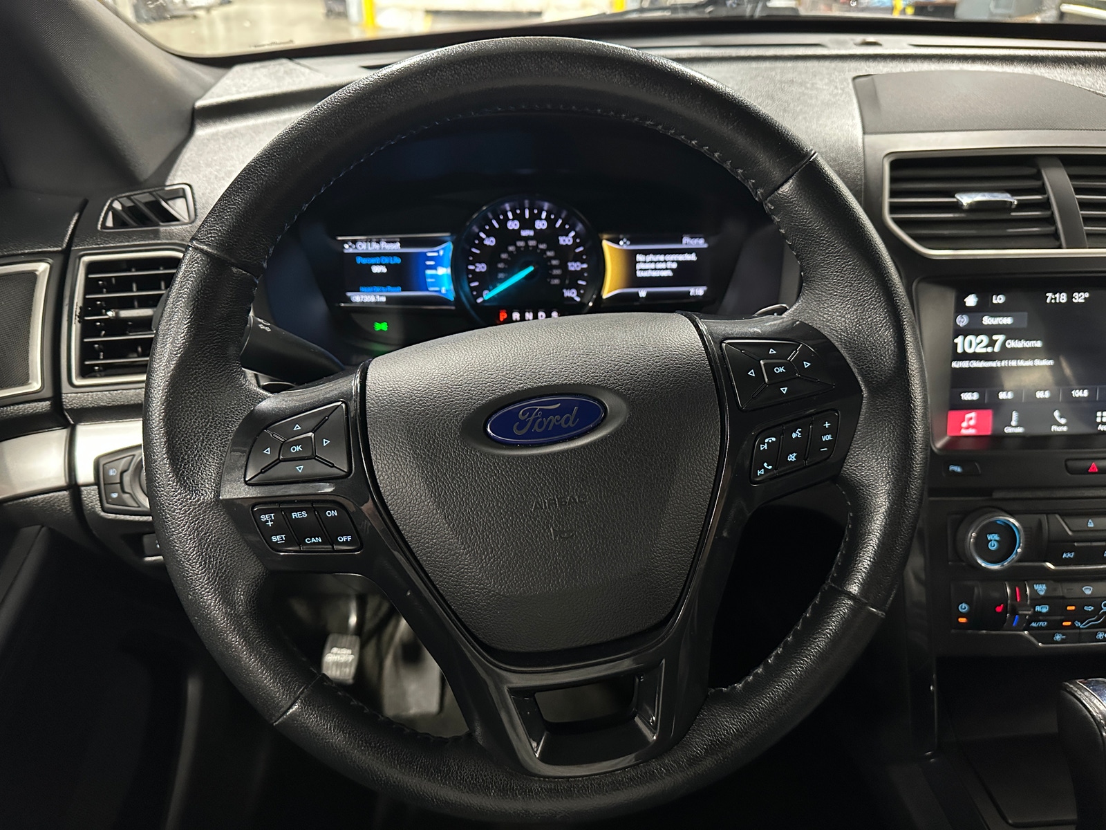 Thumbnail: 2017 Ford Explorer - 4