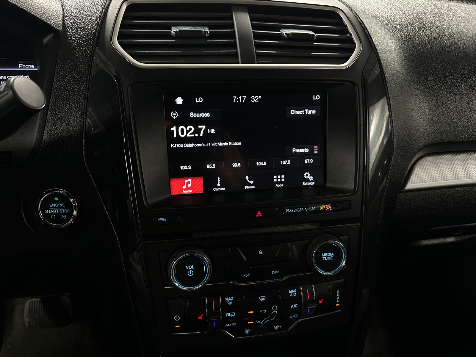 Thumbnail: 2017 Ford Explorer - 3