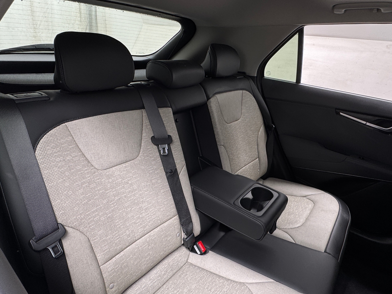 Thumbnail: 2024 Kia Niro - 5