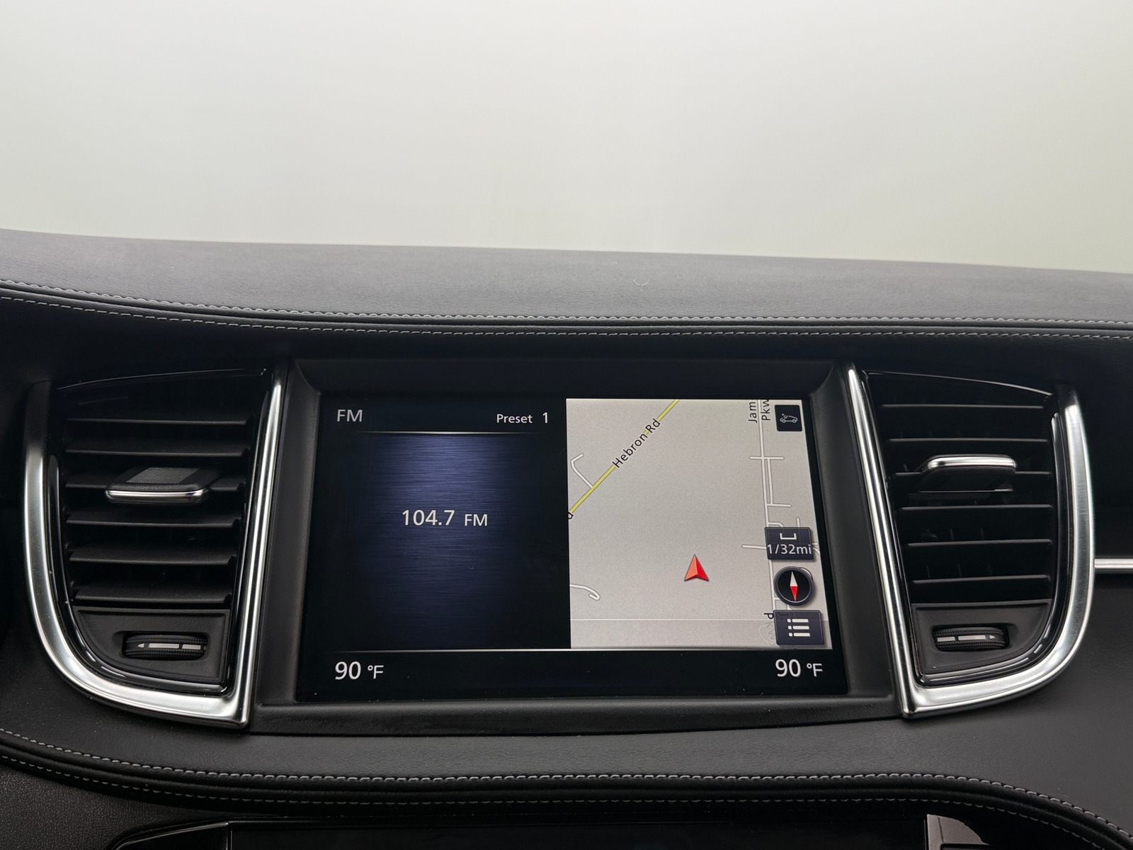 Thumbnail: 2025 INFINITI QX55 - 3