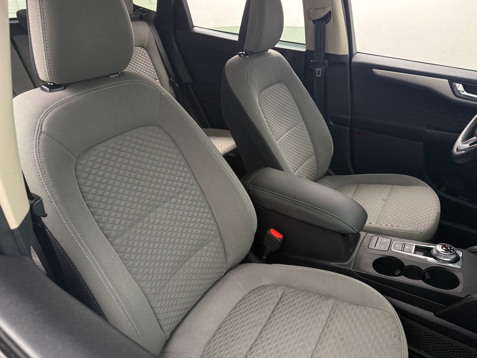 Thumbnail: 2020 Ford Escape - 2