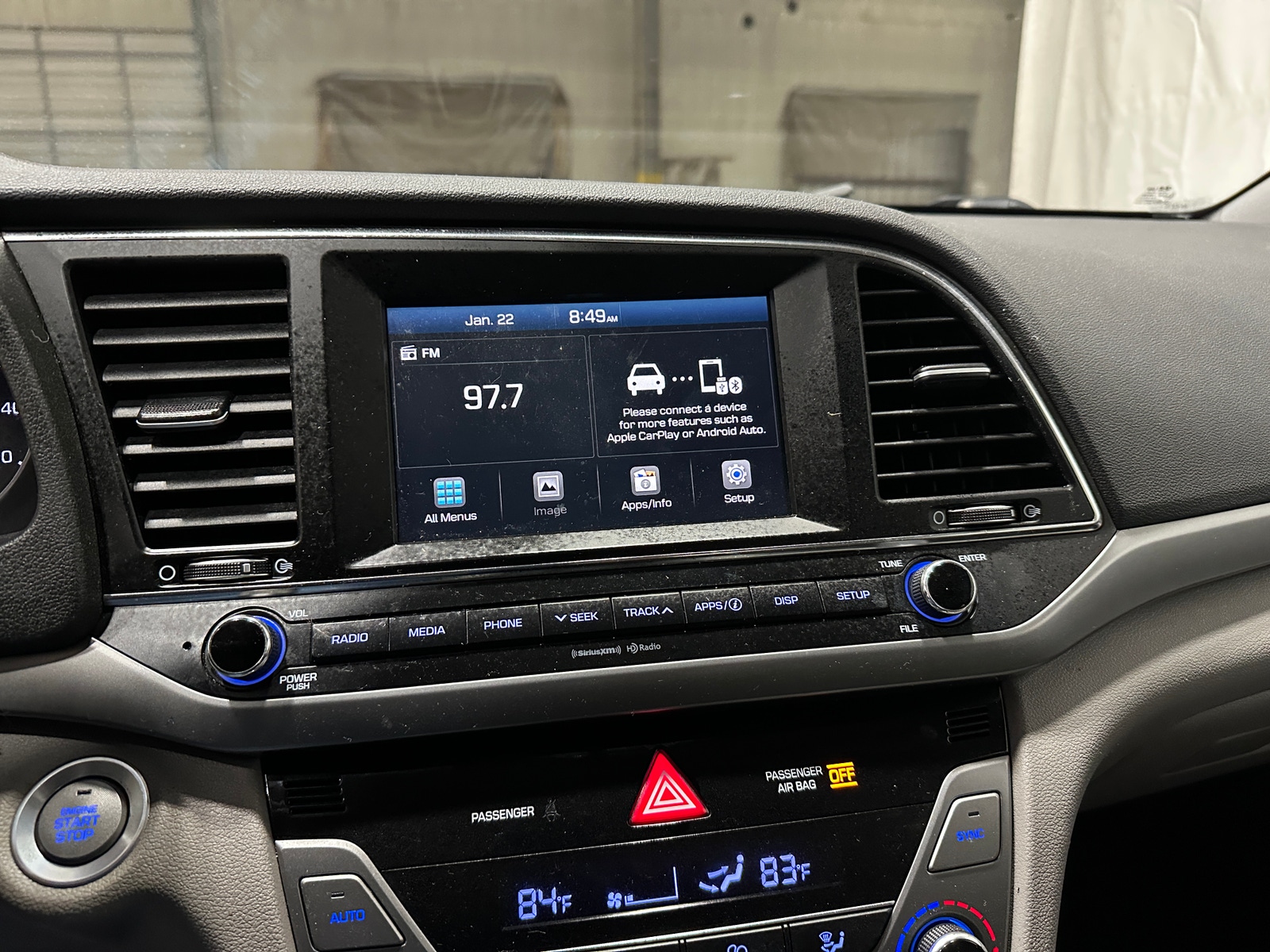 Thumbnail: 2017 Hyundai Elantra - 4