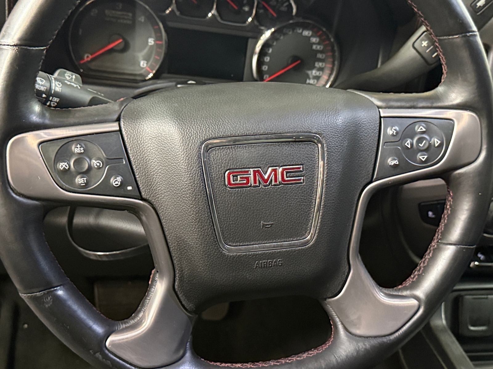 Thumbnail: 2015 GMC Sierra 1500 - 4