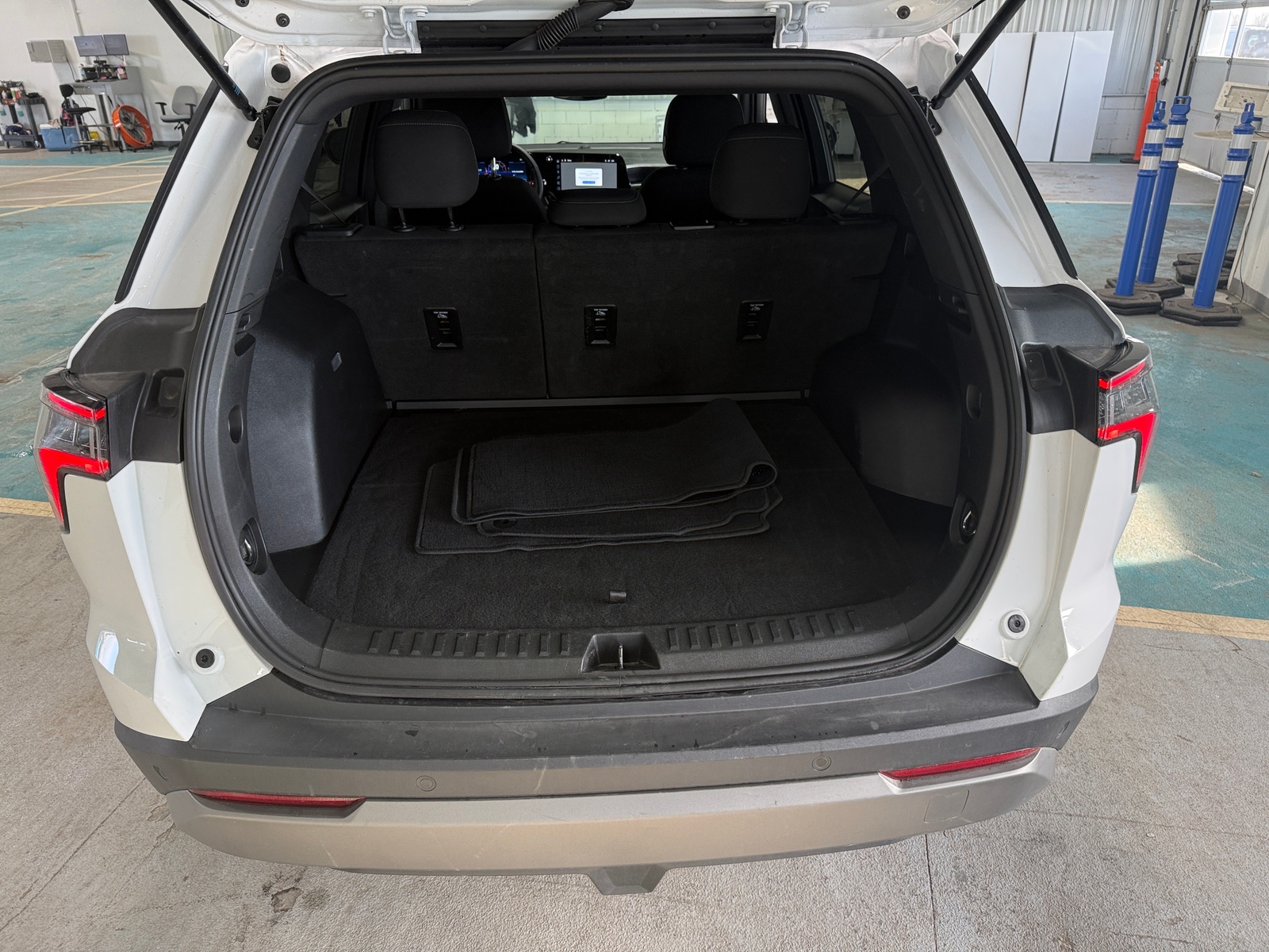 Thumbnail: 2025 Chevrolet Equinox - 7