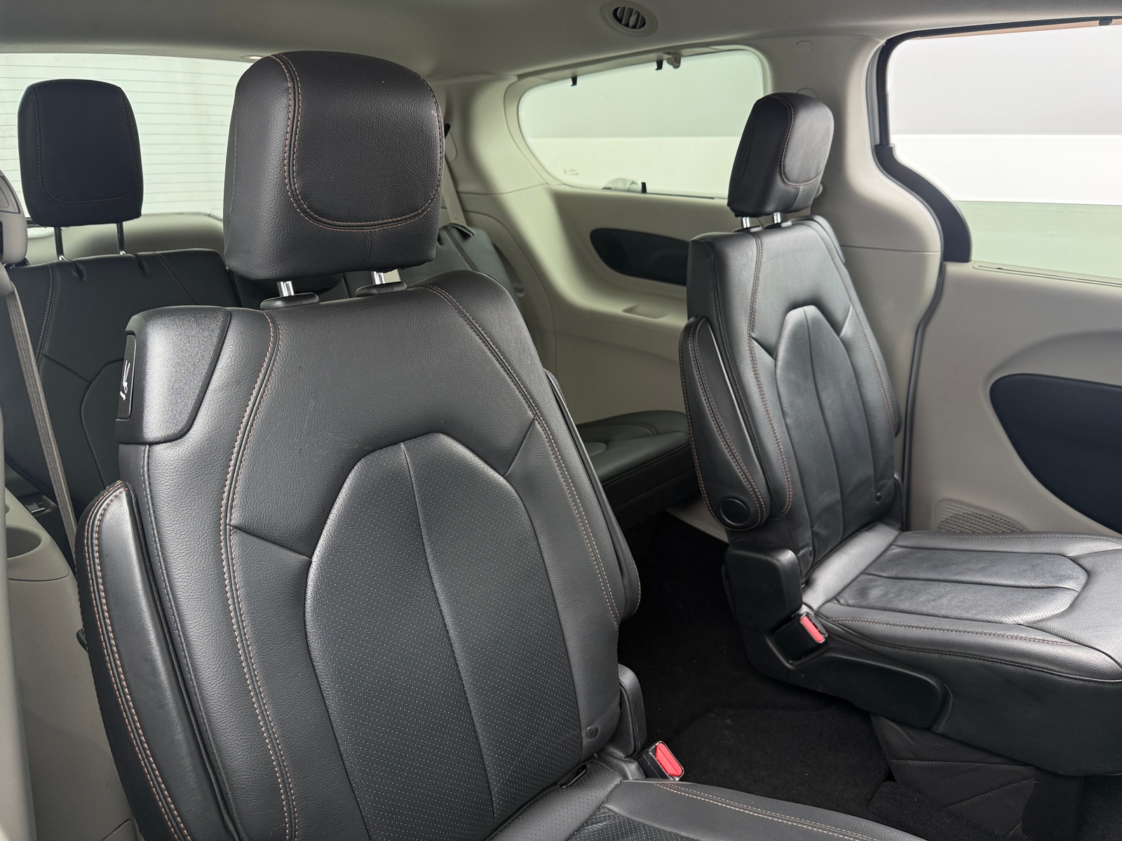 Thumbnail: 2020 Chrysler Pacifica - 5