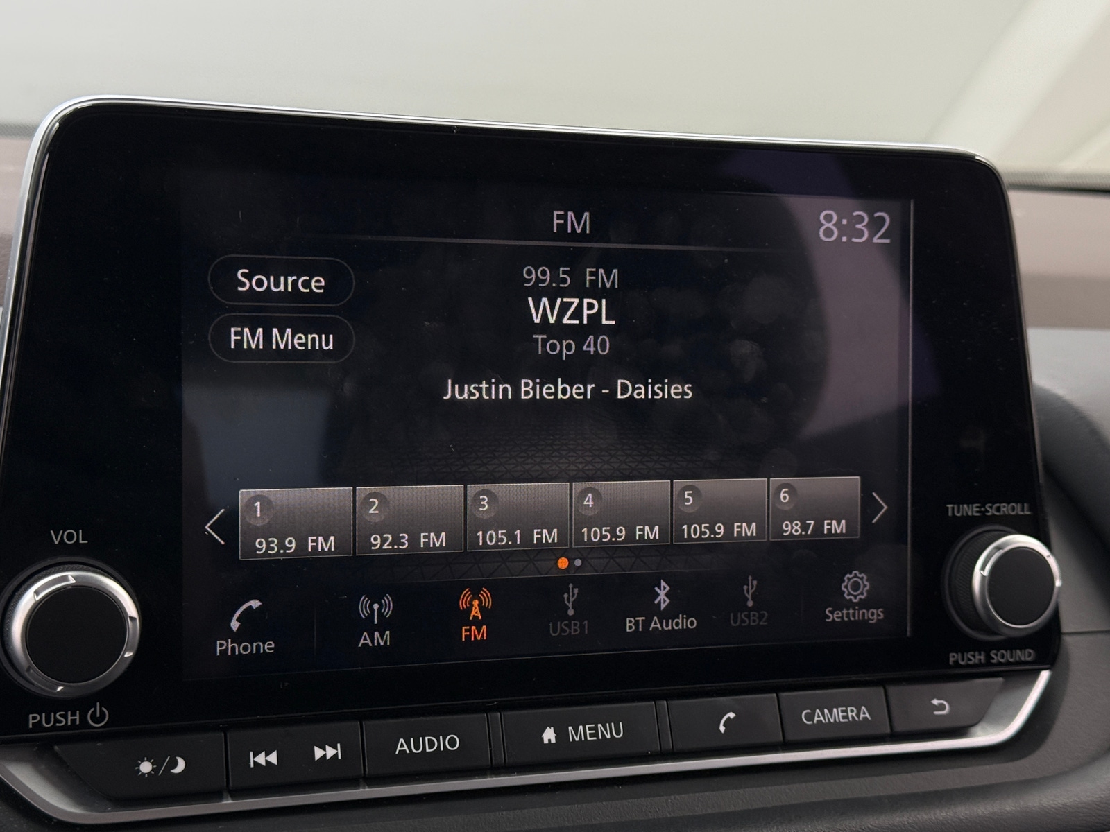 Thumbnail: 2023 Nissan Rogue - 4