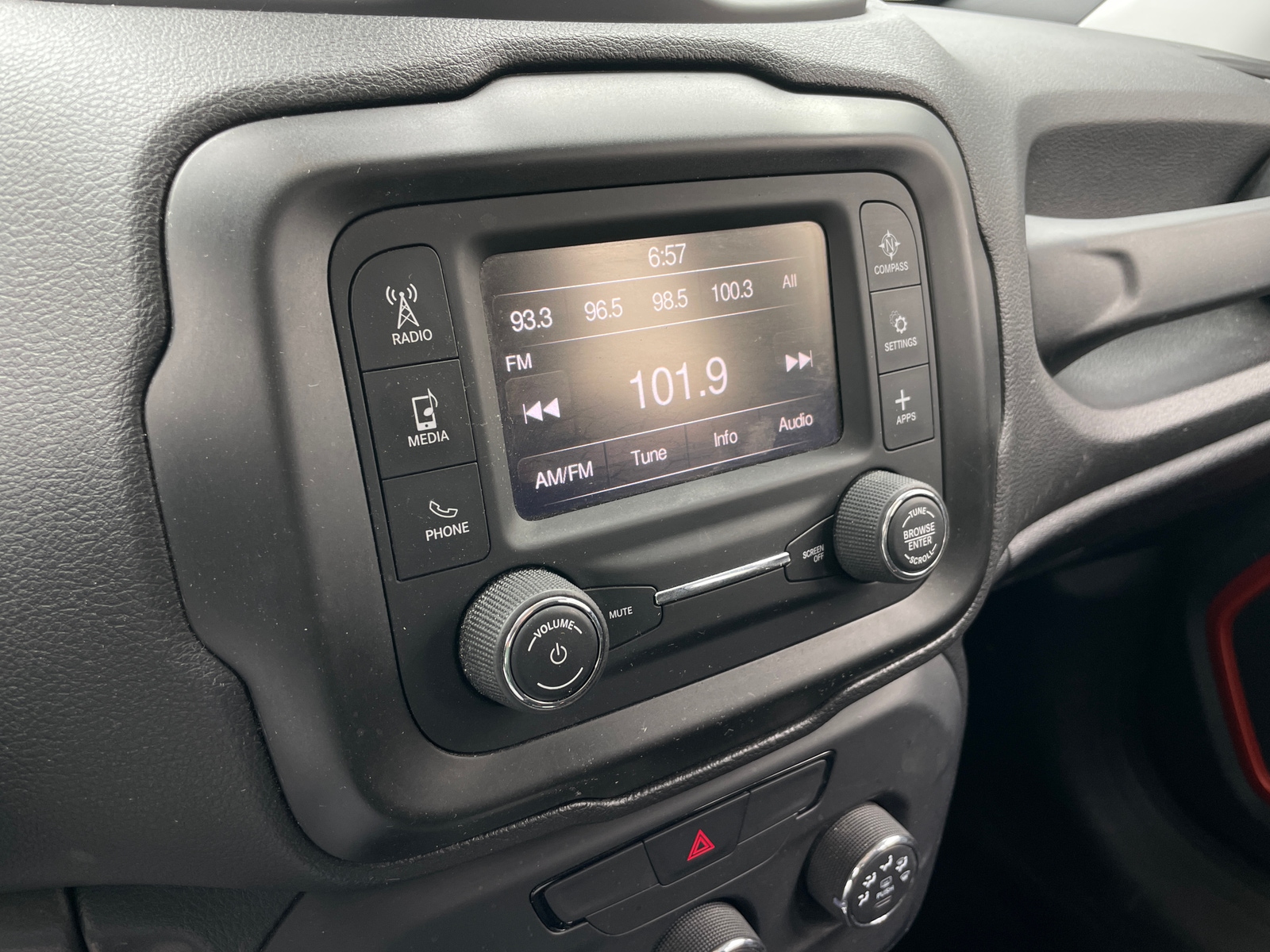 Thumbnail: 2018 Jeep Renegade - 4