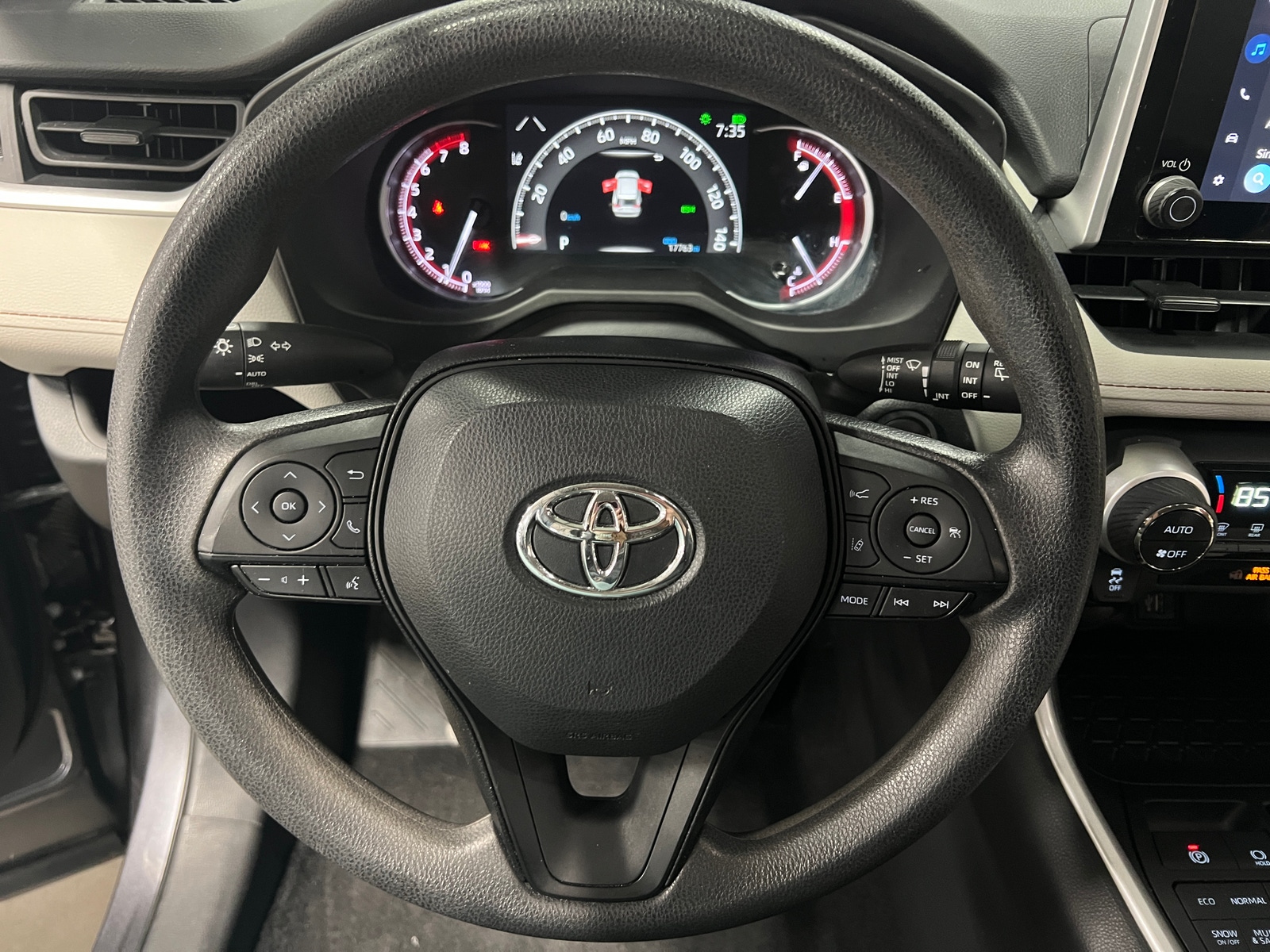 Thumbnail: 2024 Toyota RAV4 - 5