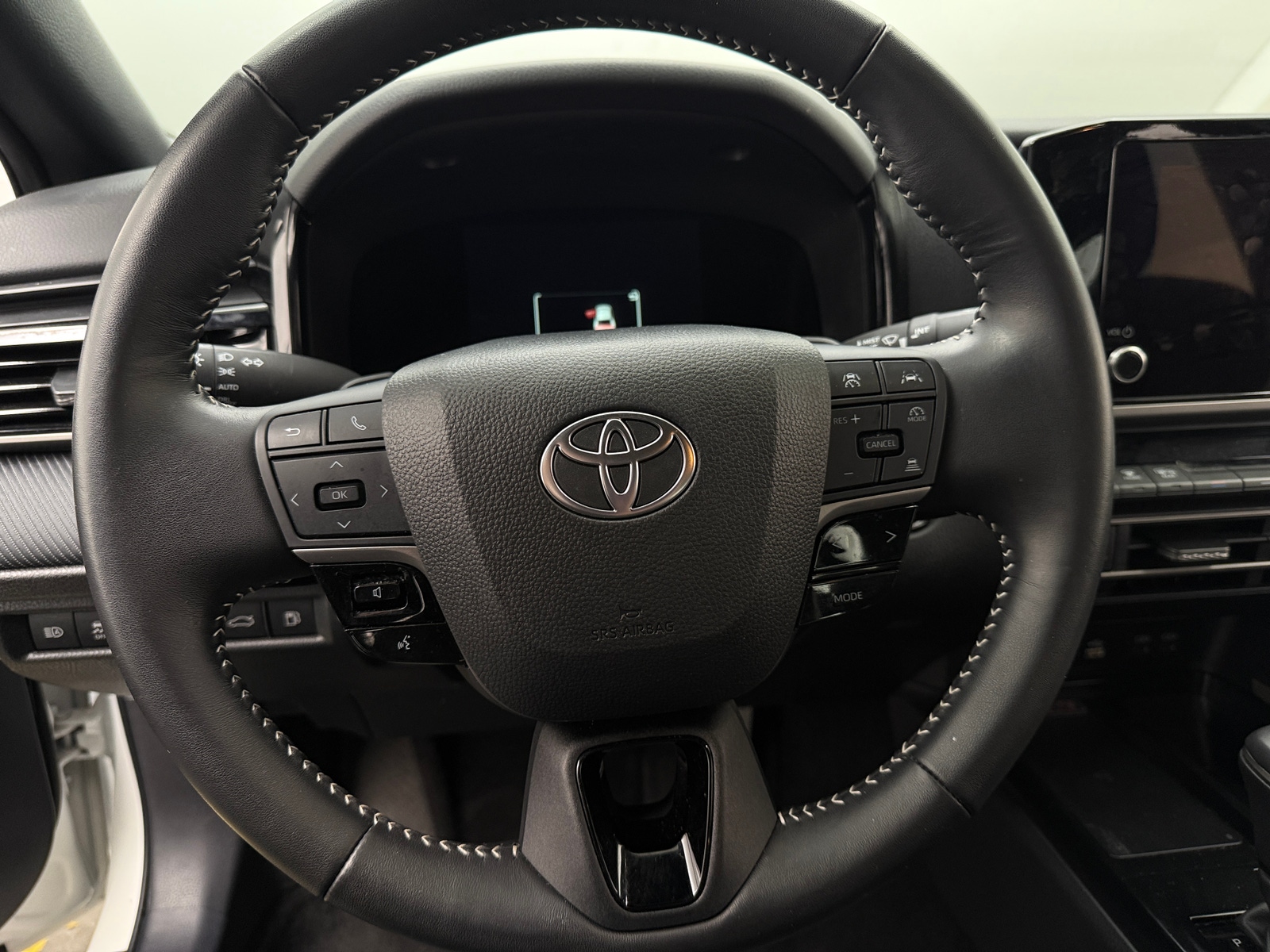 Thumbnail: 2025 Toyota Camry - 4