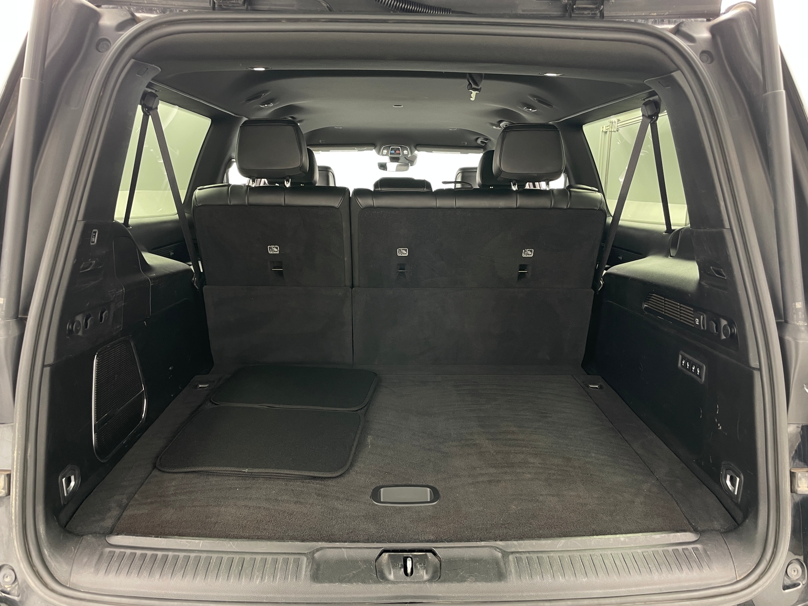 Thumbnail: 2024 Jeep Wagoneer - 6