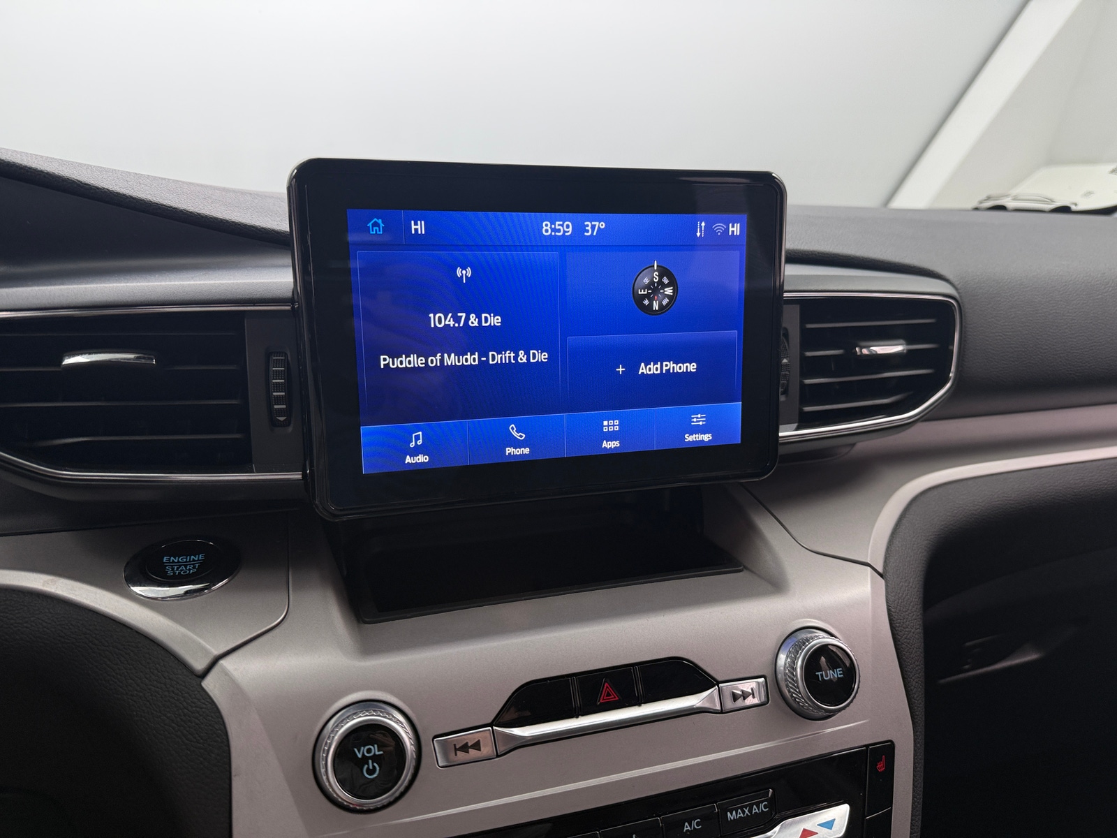 Thumbnail: 2024 Ford Explorer - 3