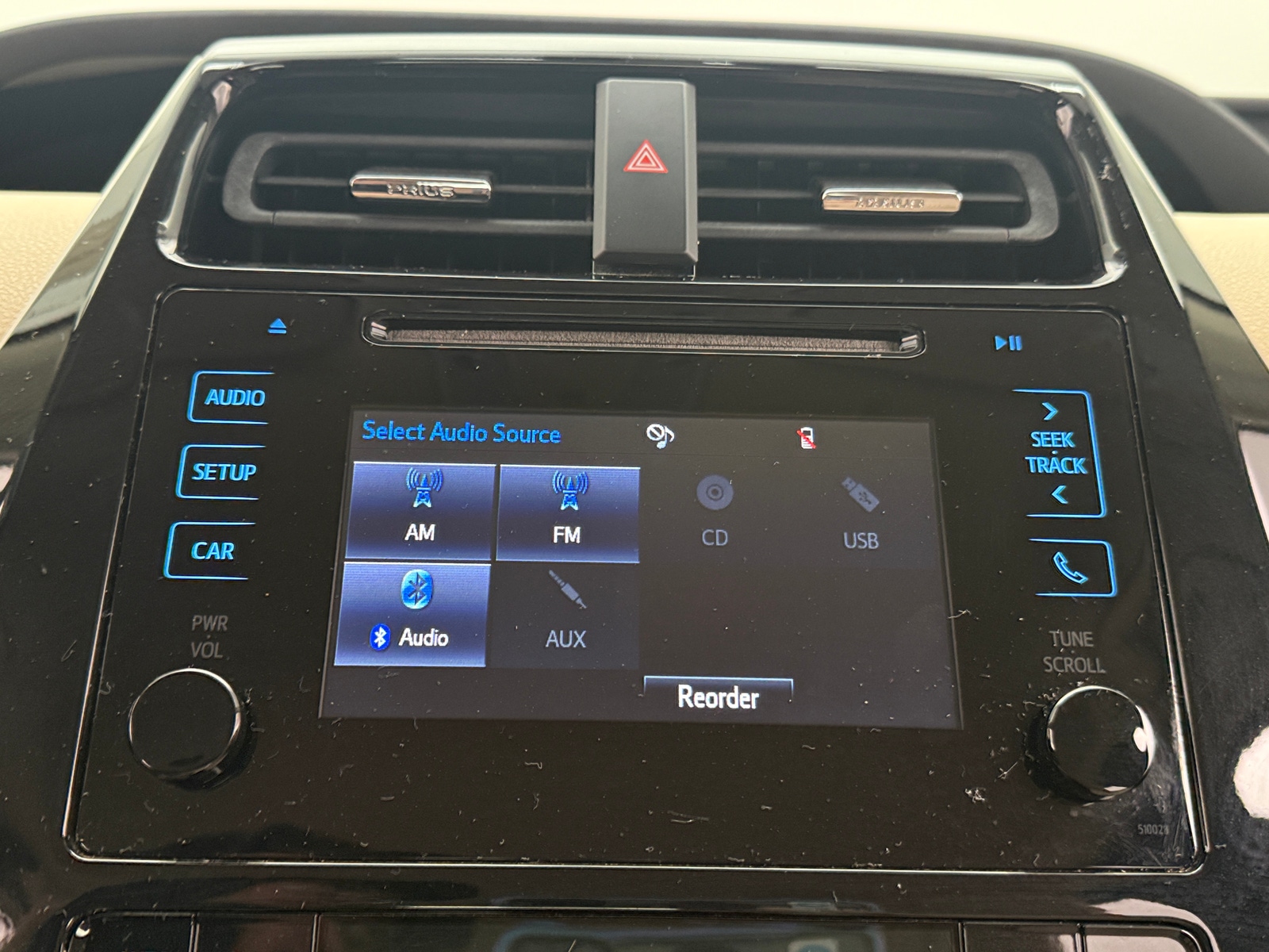 Thumbnail: 2016 Toyota Prius - 4