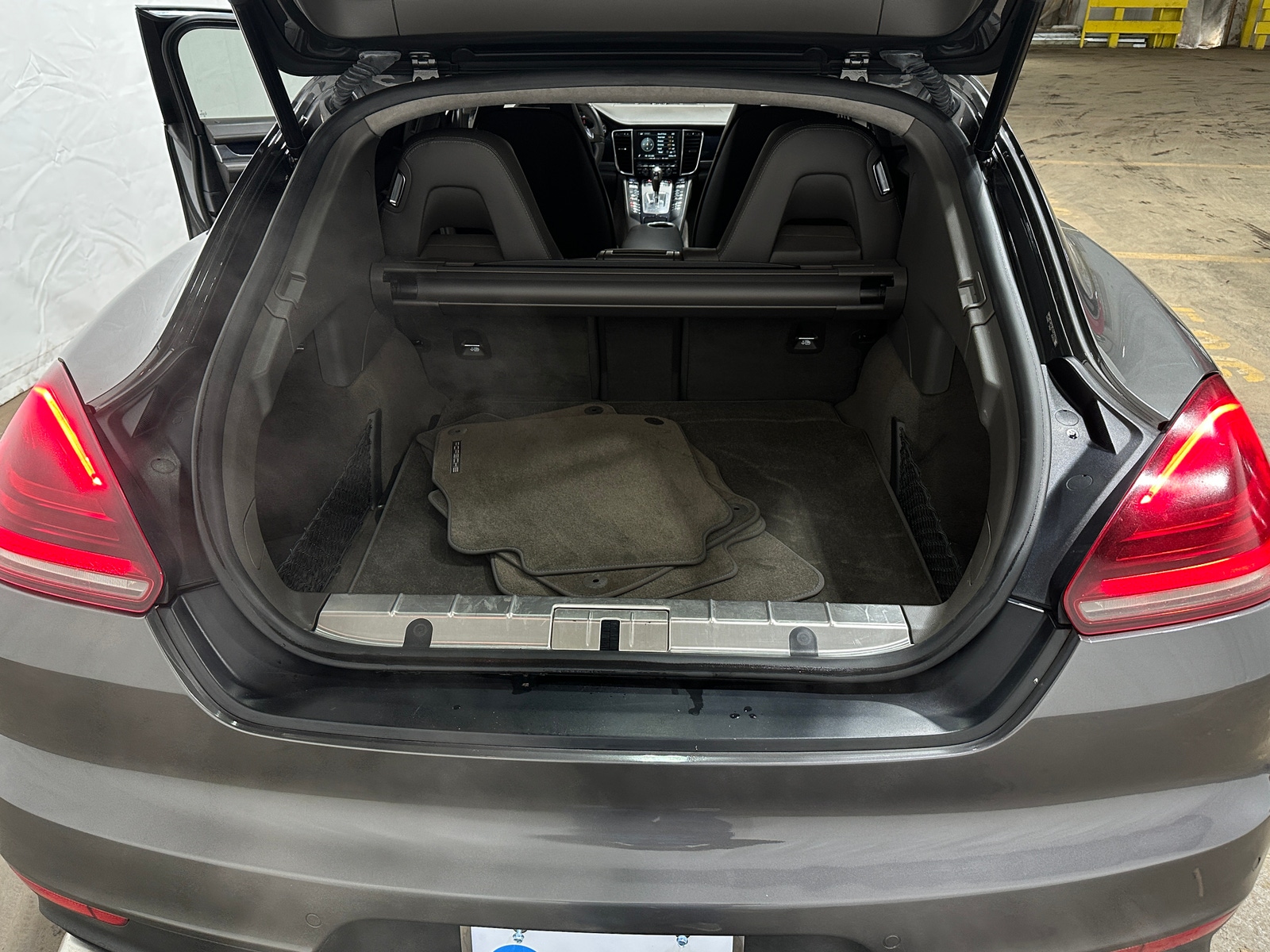 Thumbnail: 2014 Porsche Panamera - 6