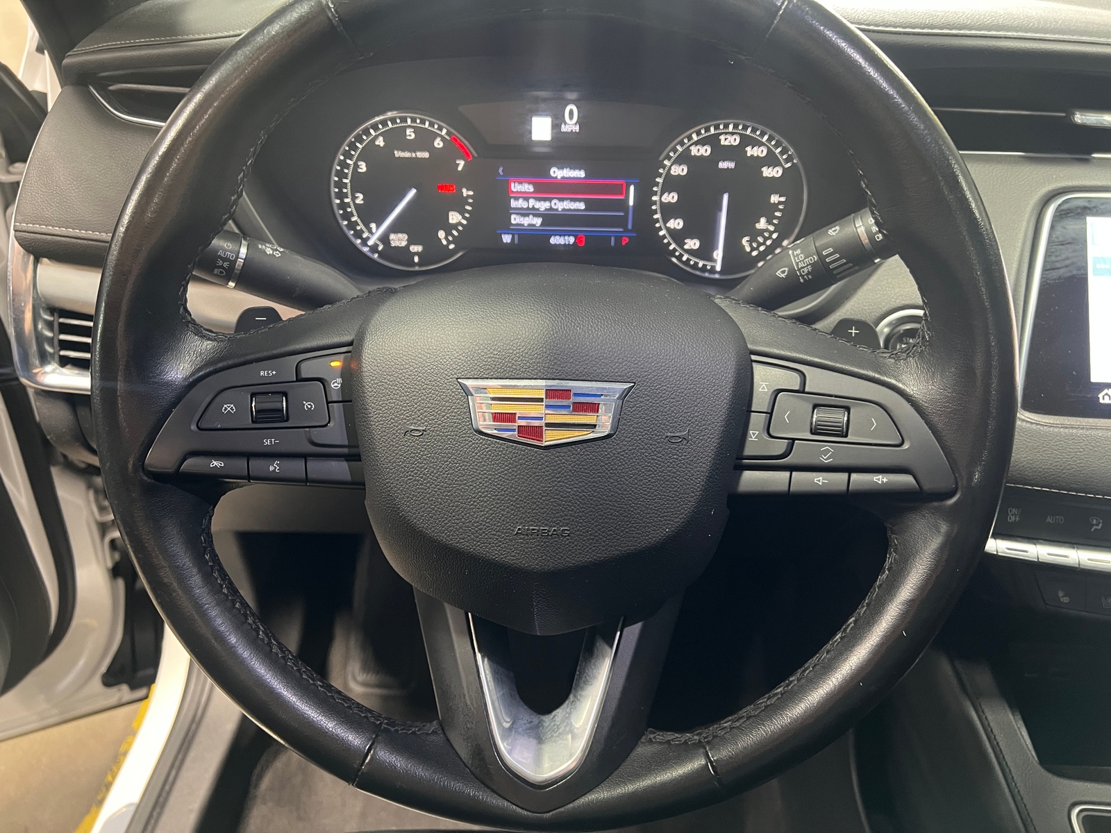 Thumbnail: 2019 Cadillac XT4 - 4