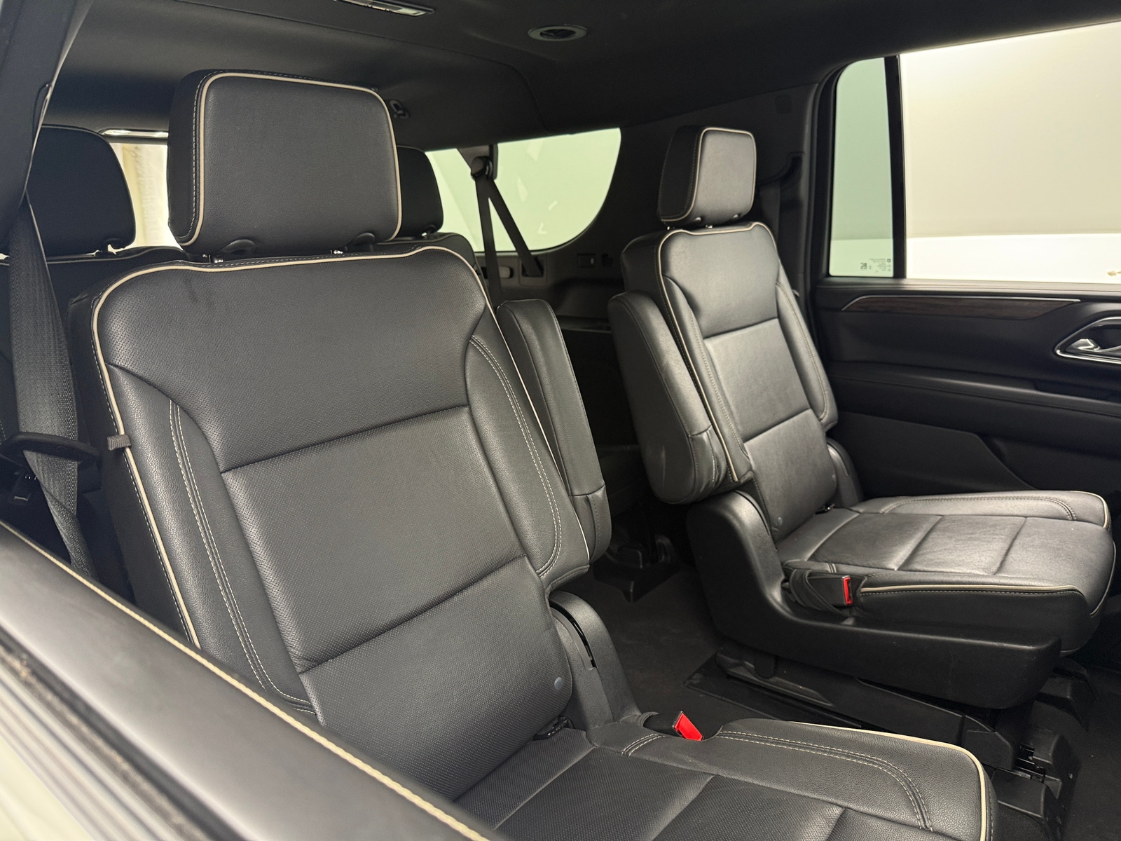 Thumbnail: 2023 Chevrolet Suburban - 5