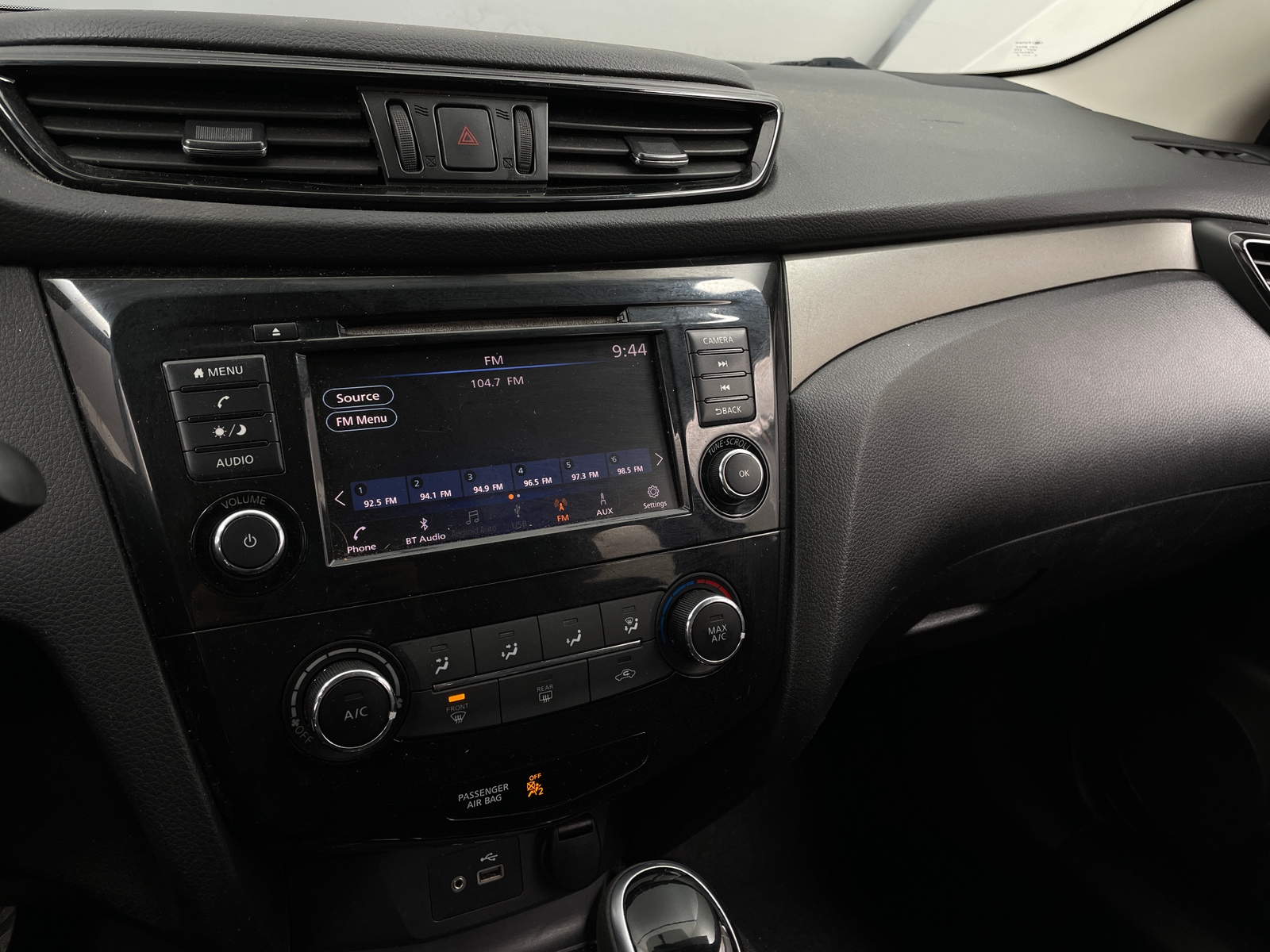 Thumbnail: 2019 Nissan Rogue Sport - 4