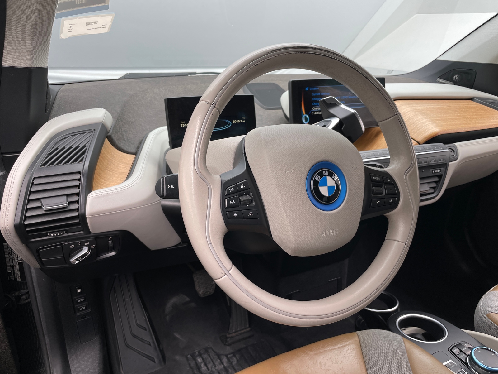 Thumbnail: 2015 BMW i3 - 5