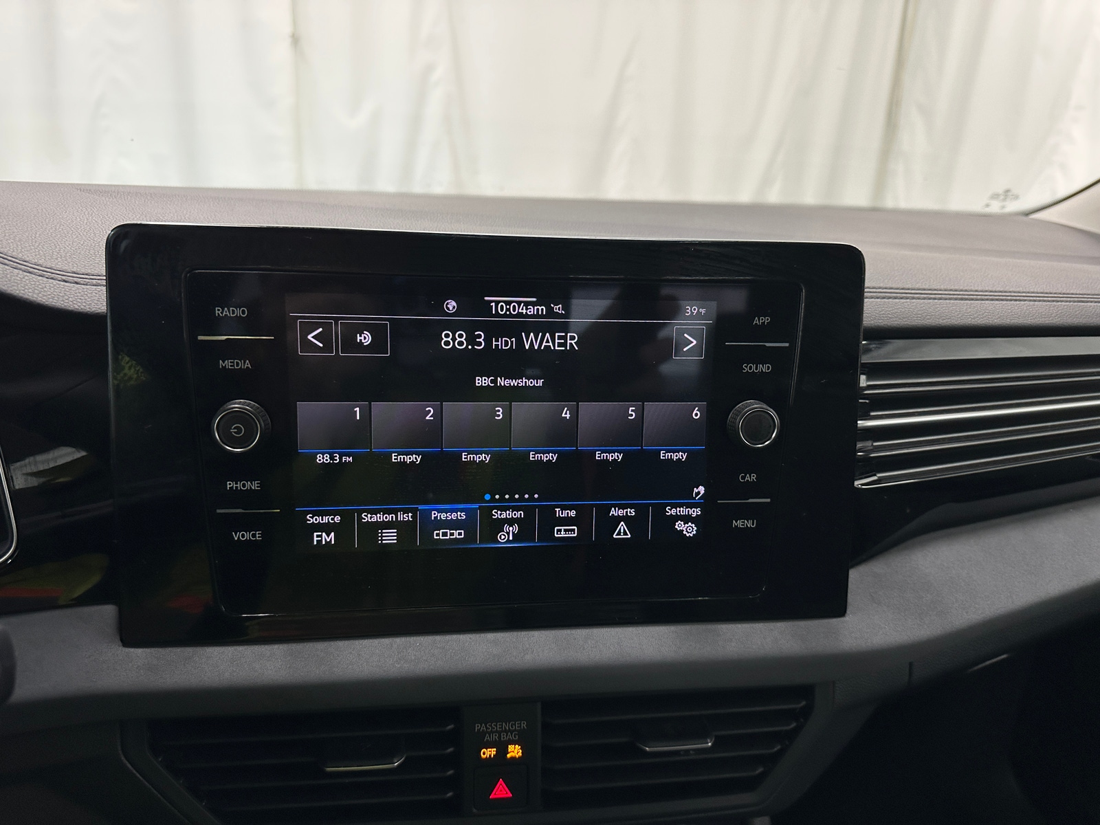 Thumbnail: 2025 Volkswagen Jetta - 3