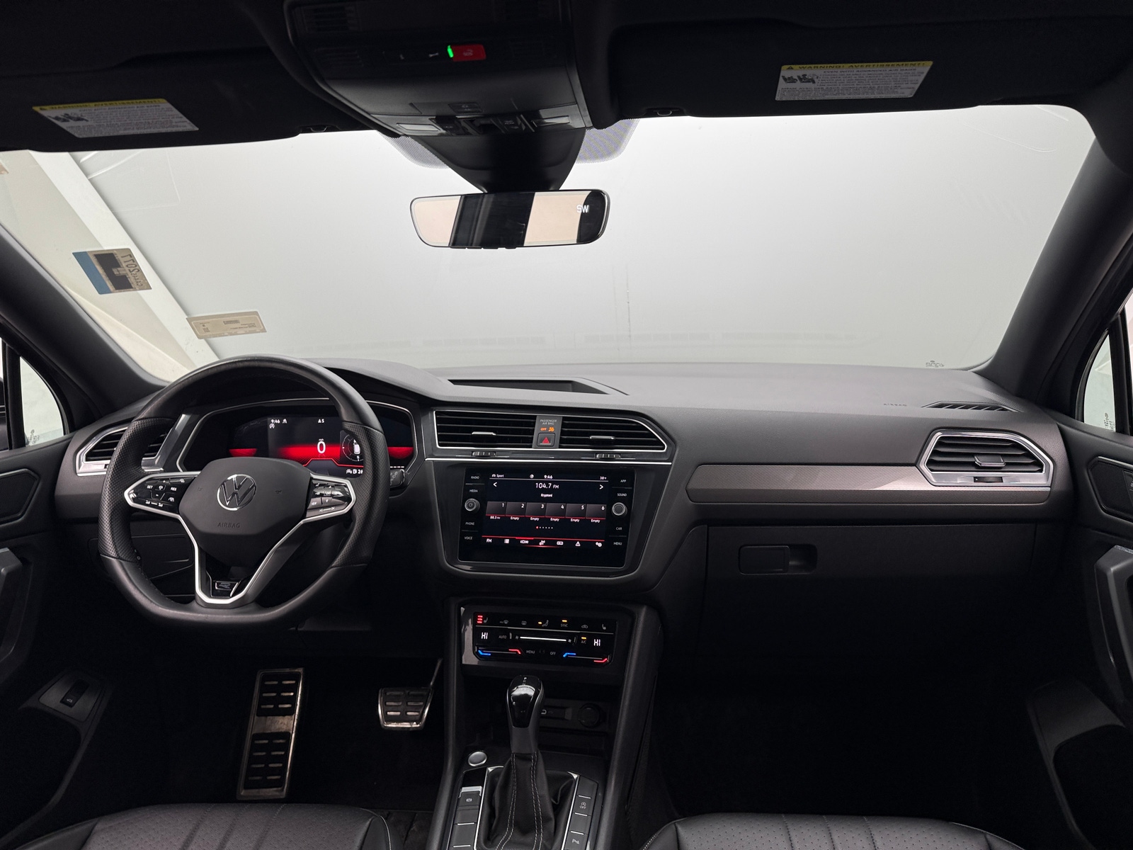 Thumbnail: 2022 Volkswagen Tiguan - 2