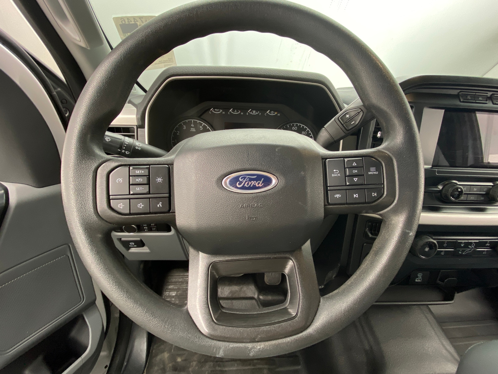 Thumbnail: 2023 Ford Econoline - 4