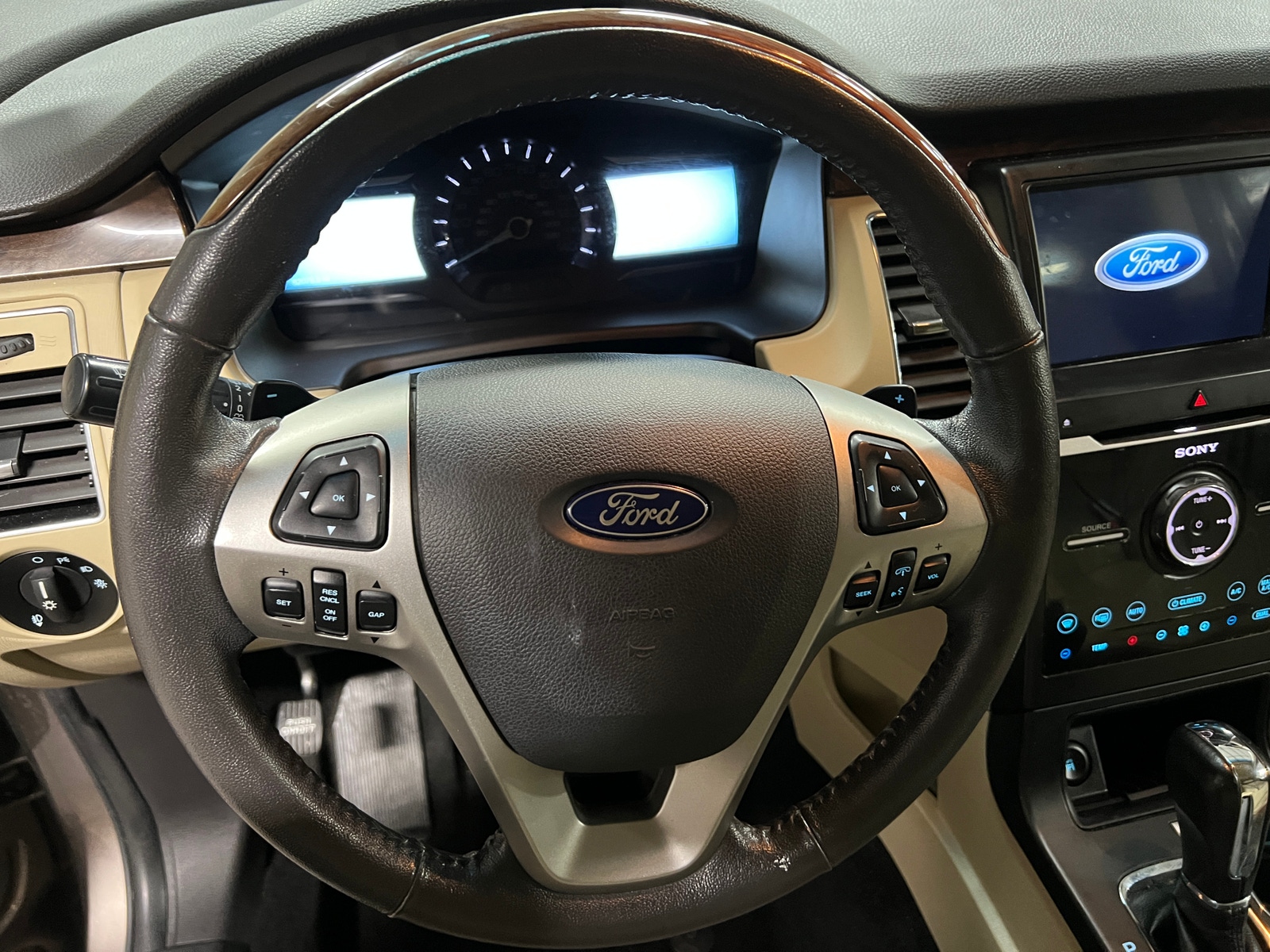 Thumbnail: 2019 Ford Flex - 4