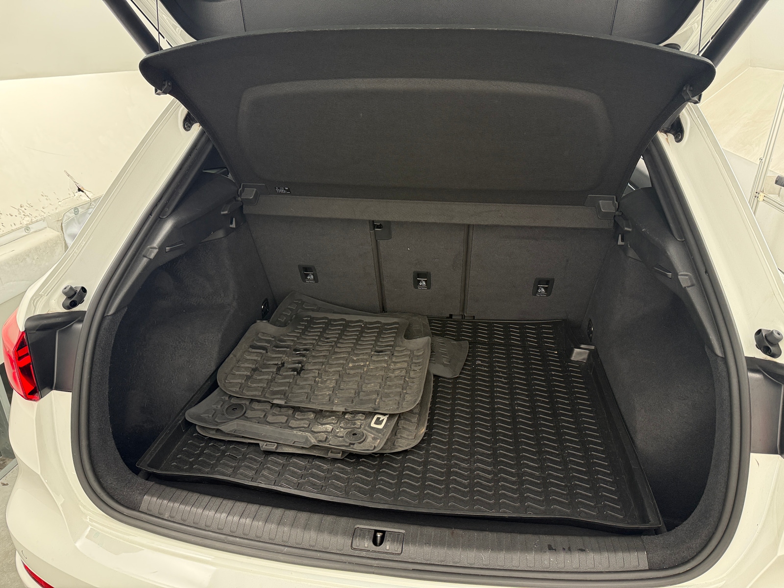 Thumbnail: 2020 Audi Q3 - 6