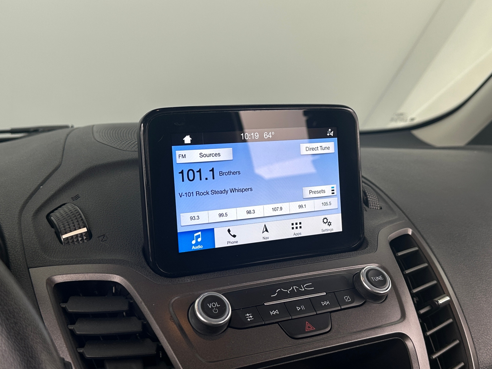 Thumbnail: 2020 Ford Transit Series - 4