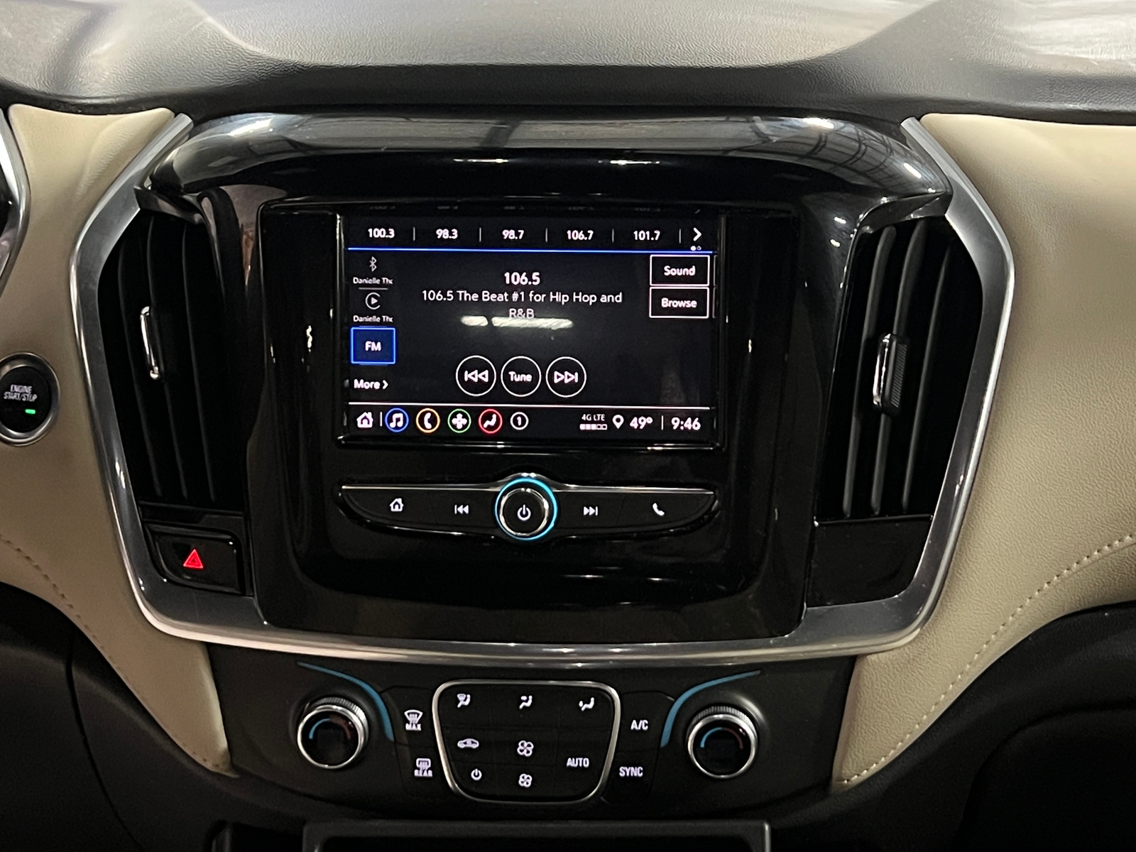 Thumbnail: 2023 Chevrolet Traverse - 4