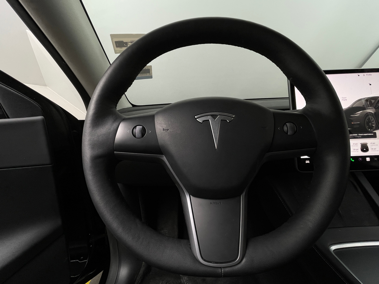 Thumbnail: 2022 Tesla Model Y - 3