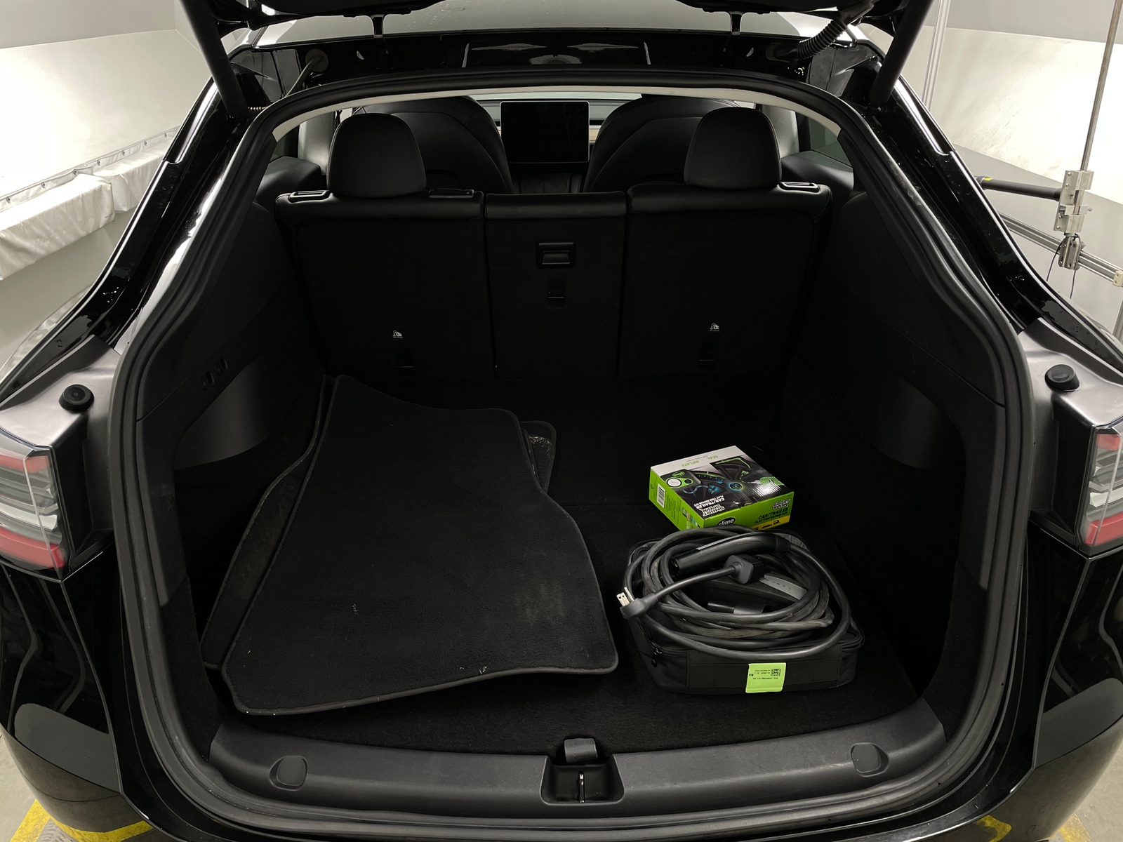 Thumbnail: 2022 Tesla Model Y - 5