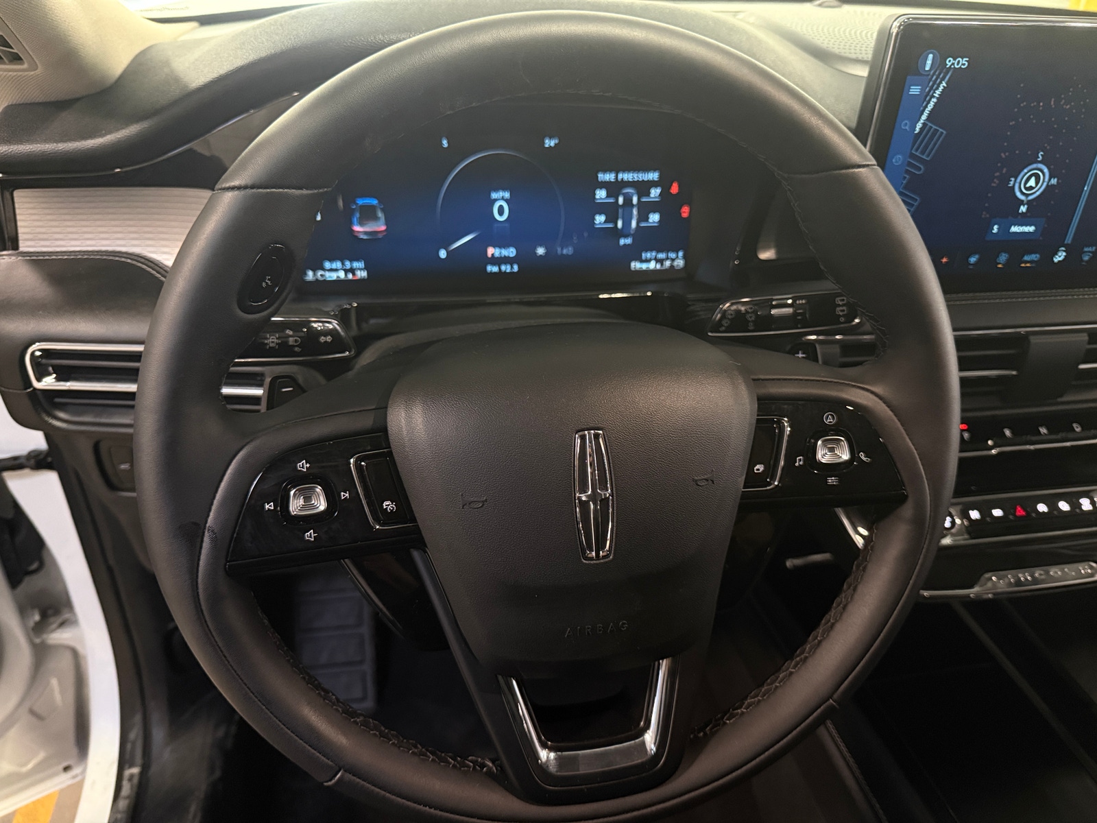 Thumbnail: 2025 Lincoln Corsair - 5