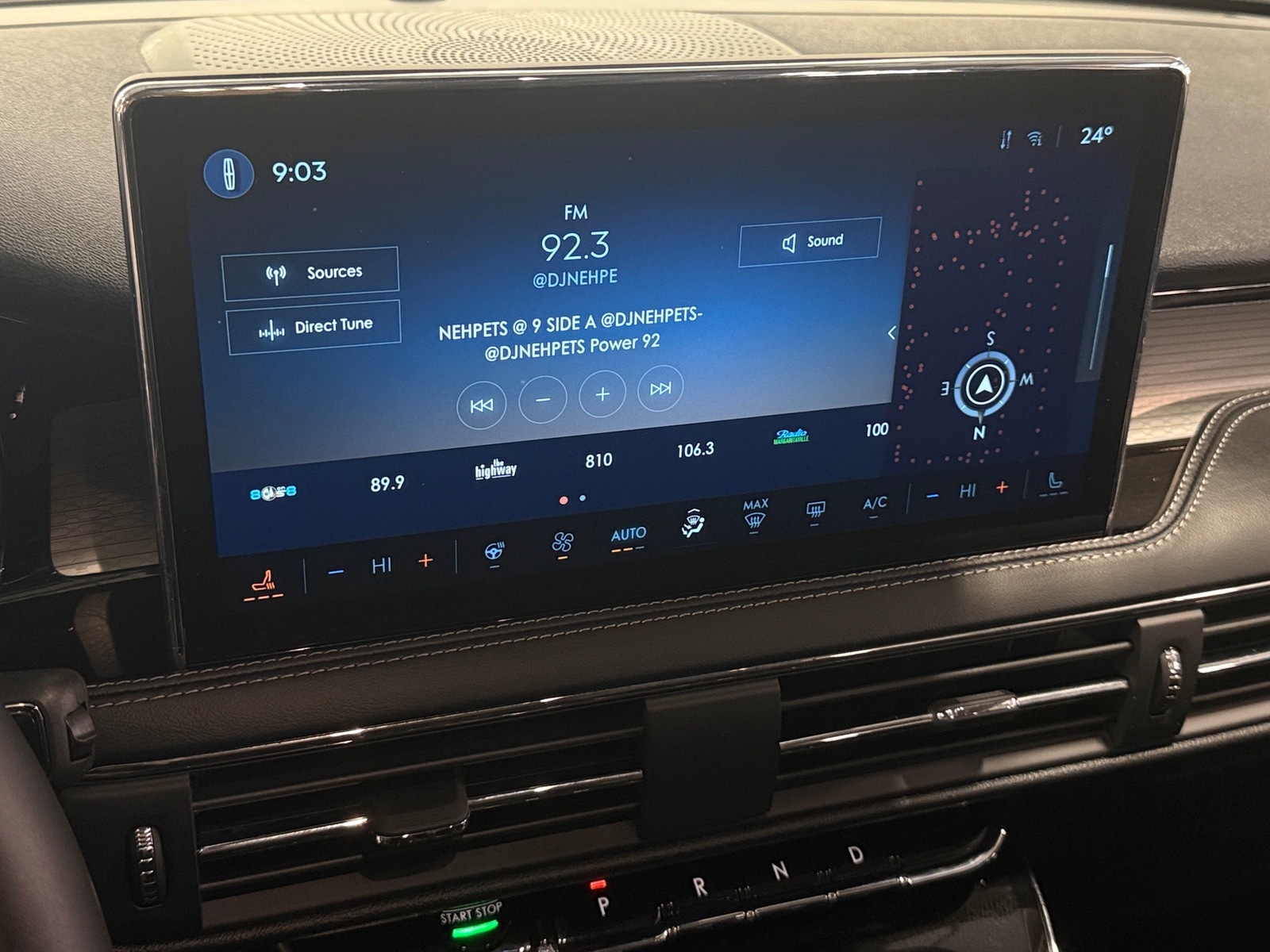 Thumbnail: 2025 Lincoln Corsair - 4