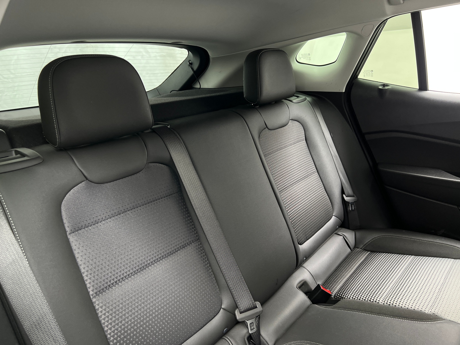 Thumbnail: 2025 Chevrolet Trax - 6