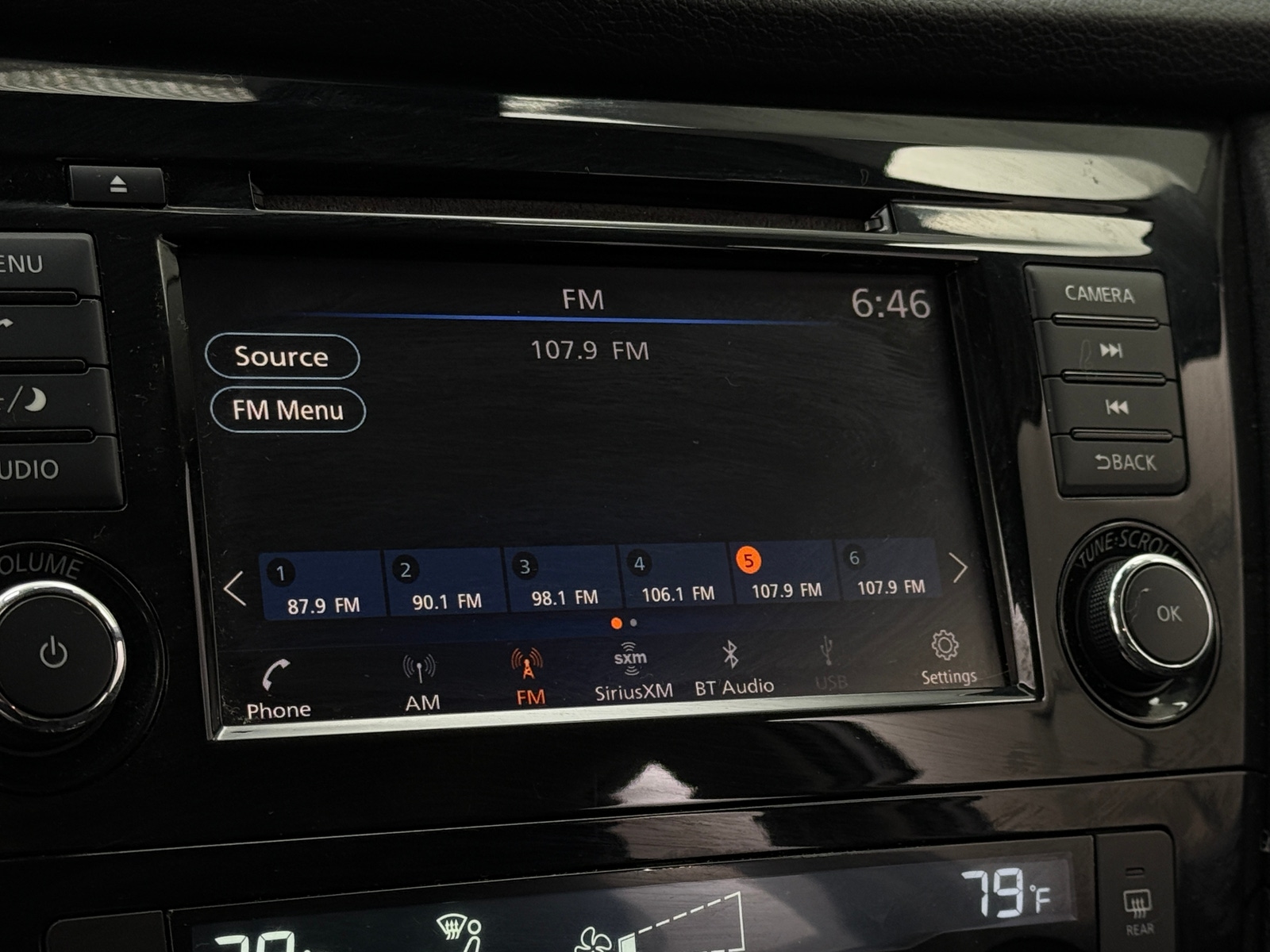 Thumbnail: 2019 Nissan Rogue - 4