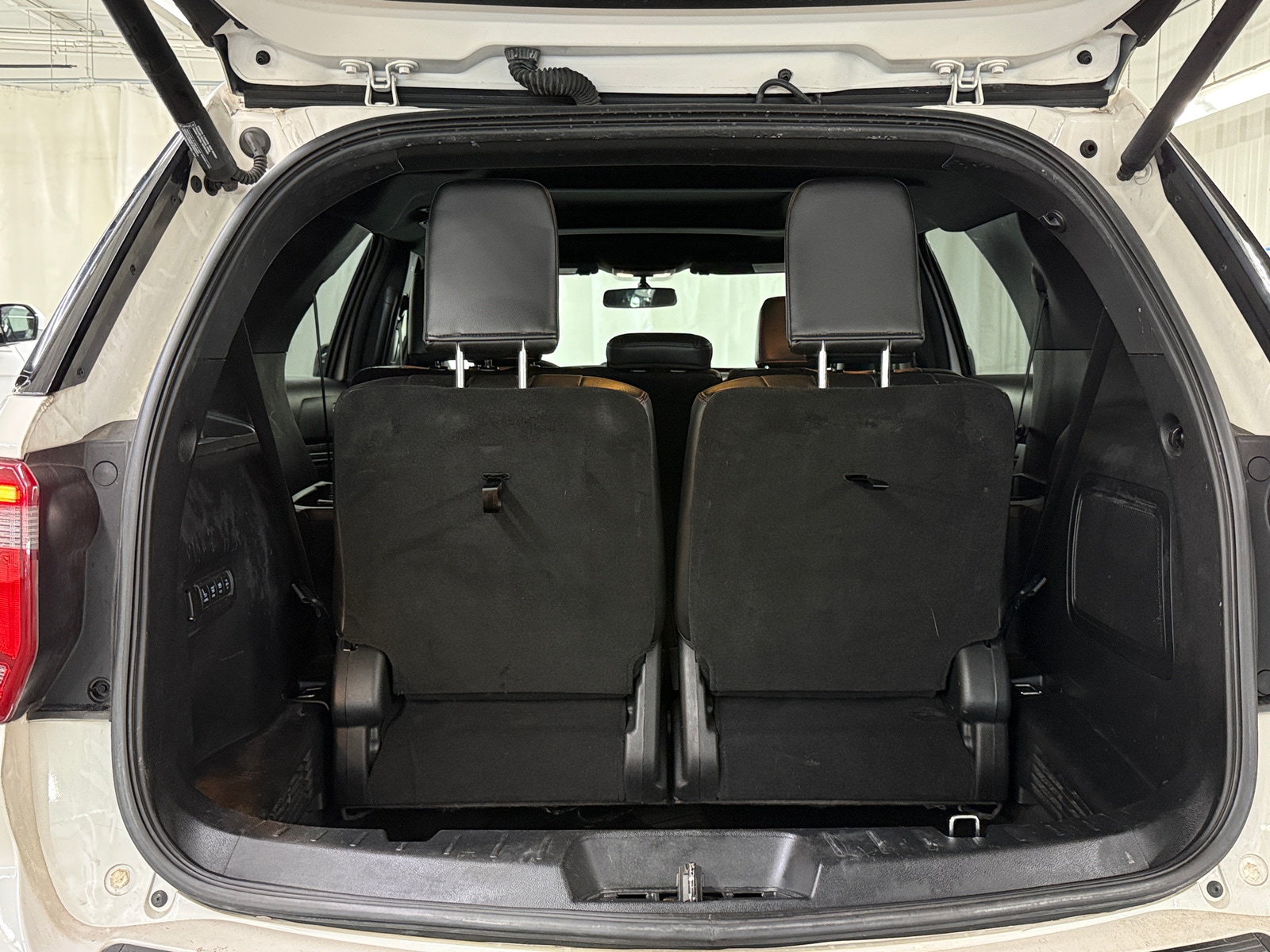 Thumbnail: 2018 Ford Explorer - 6