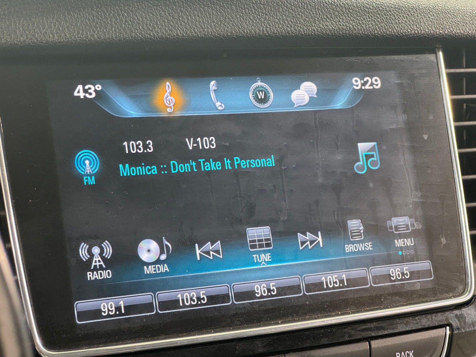 Thumbnail: 2018 Buick Encore - 3