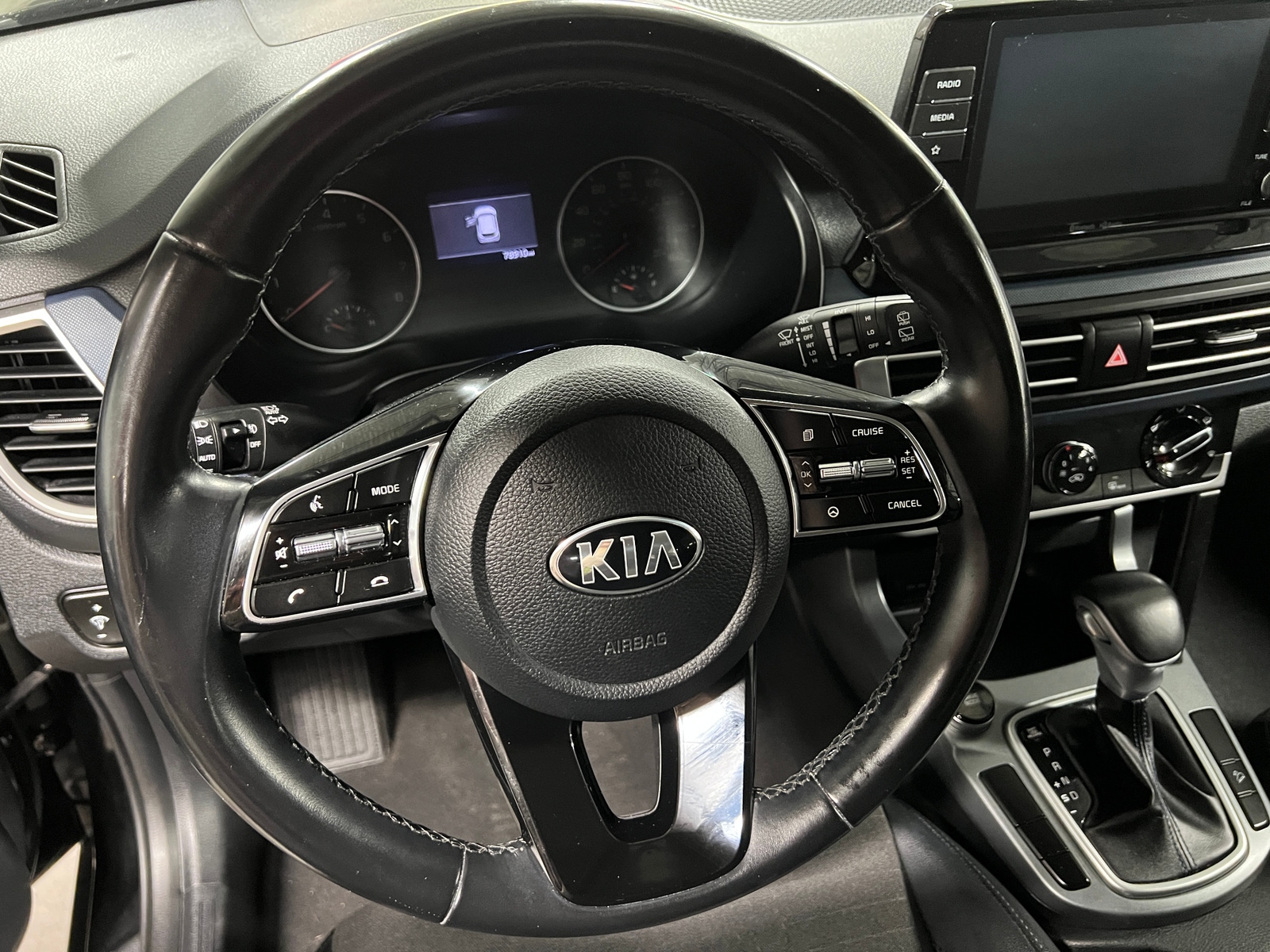 Thumbnail: 2021 Kia Seltos - 4