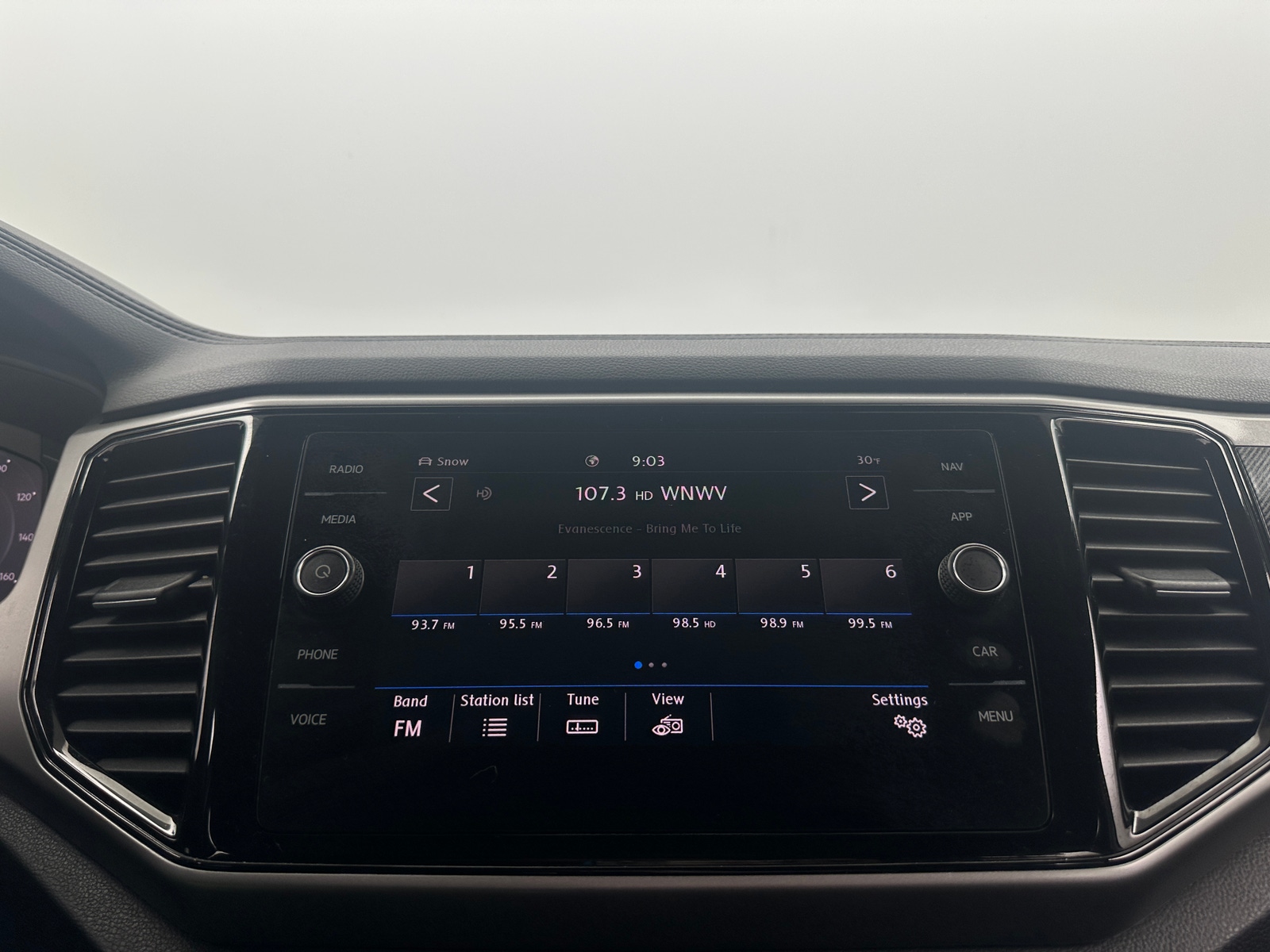 Thumbnail: 2020 Volkswagen Atlas - 3