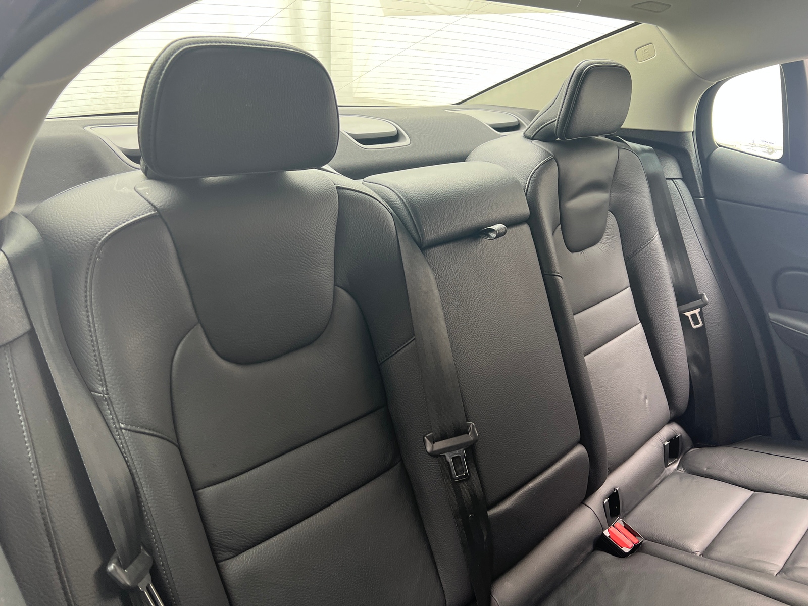 Thumbnail: 2023 Volvo S60 - 5