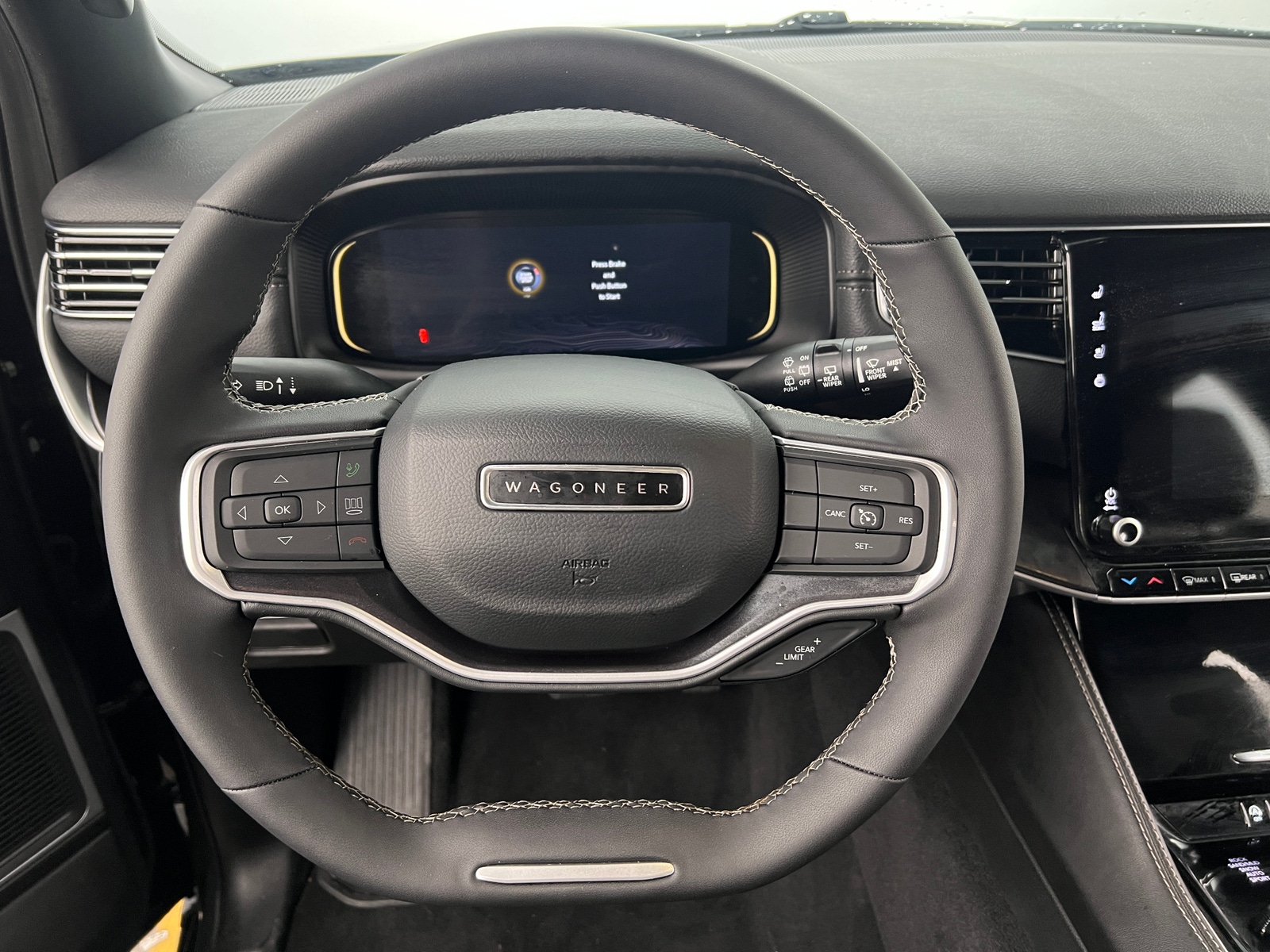 Thumbnail: 2024 Jeep Wagoneer - 4