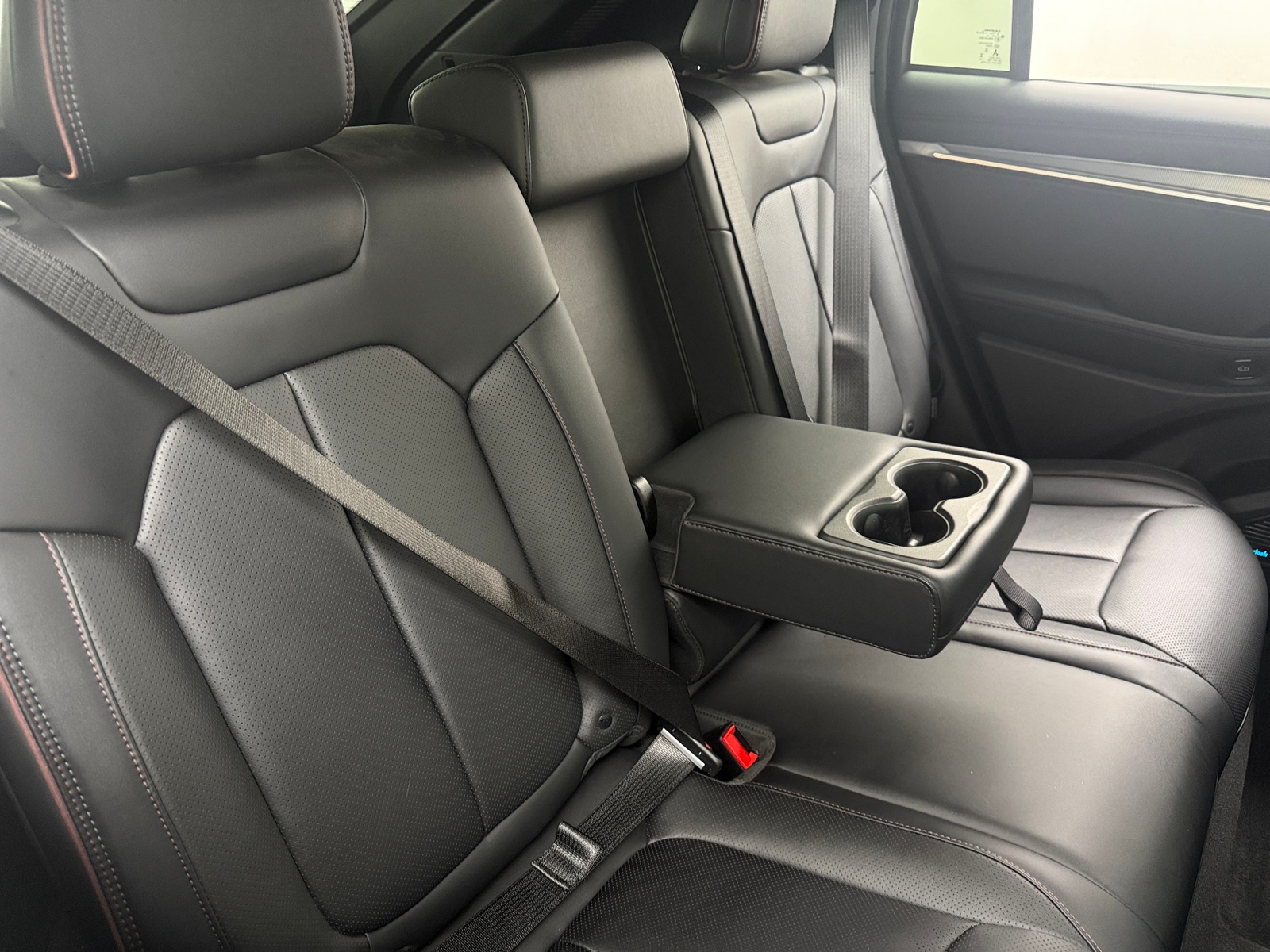 Thumbnail: 2024 Jeep Wagoneer S - 5