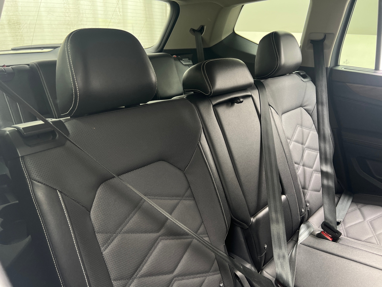 Thumbnail: 2024 Volkswagen Atlas - 5