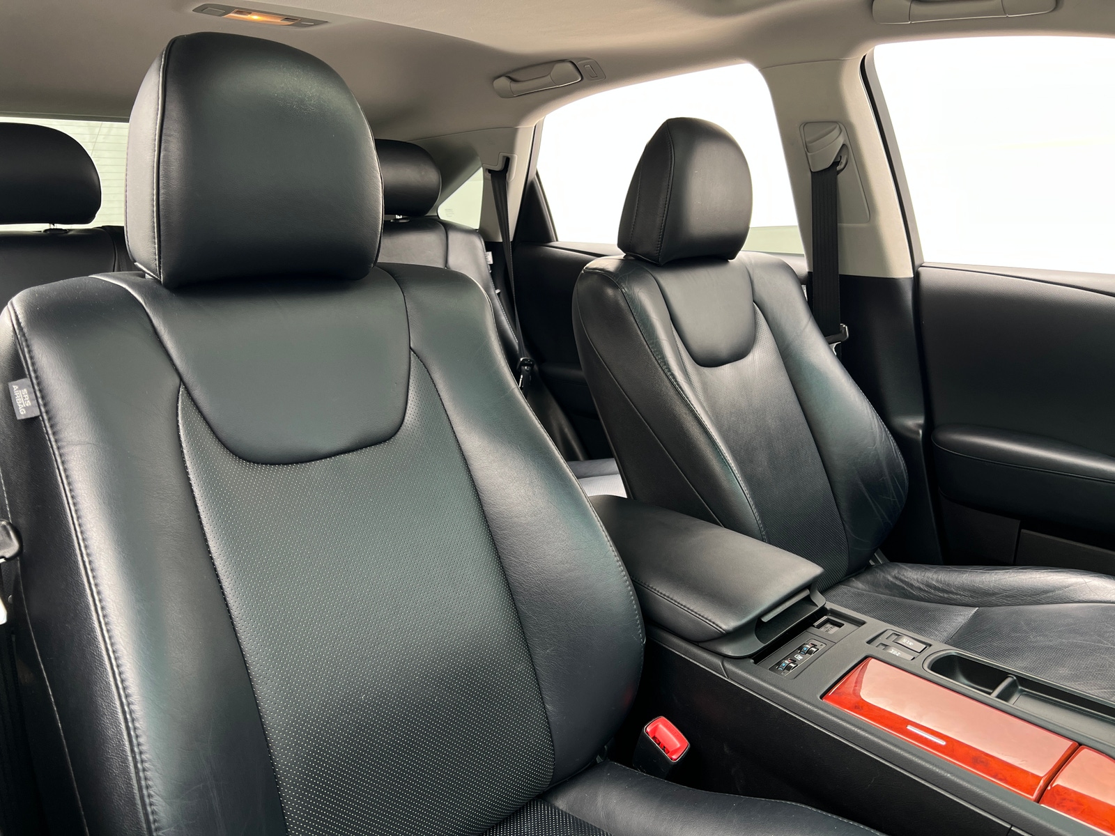 Thumbnail: 2011 Lexus RX - 2