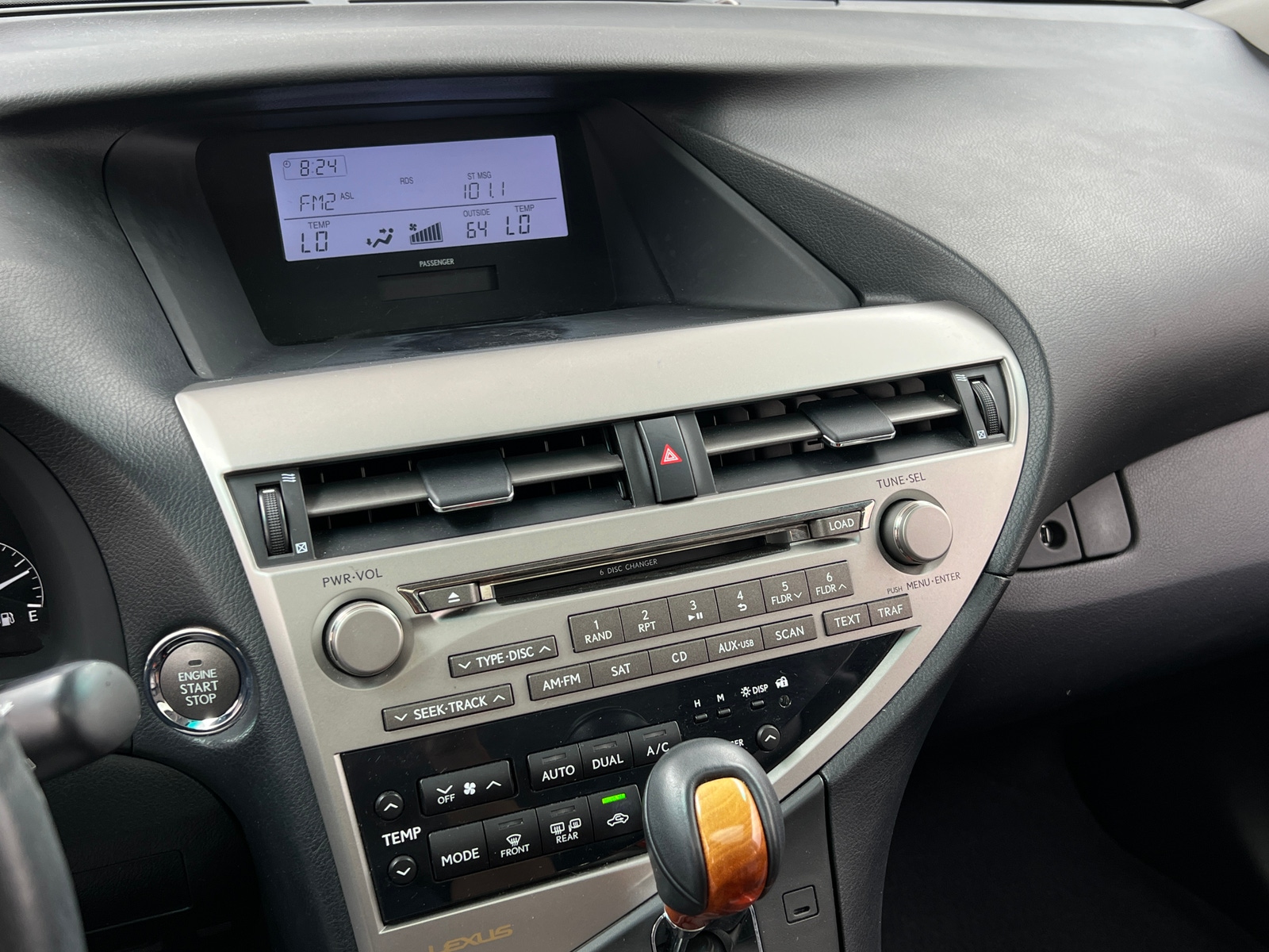 Thumbnail: 2011 Lexus RX - 4